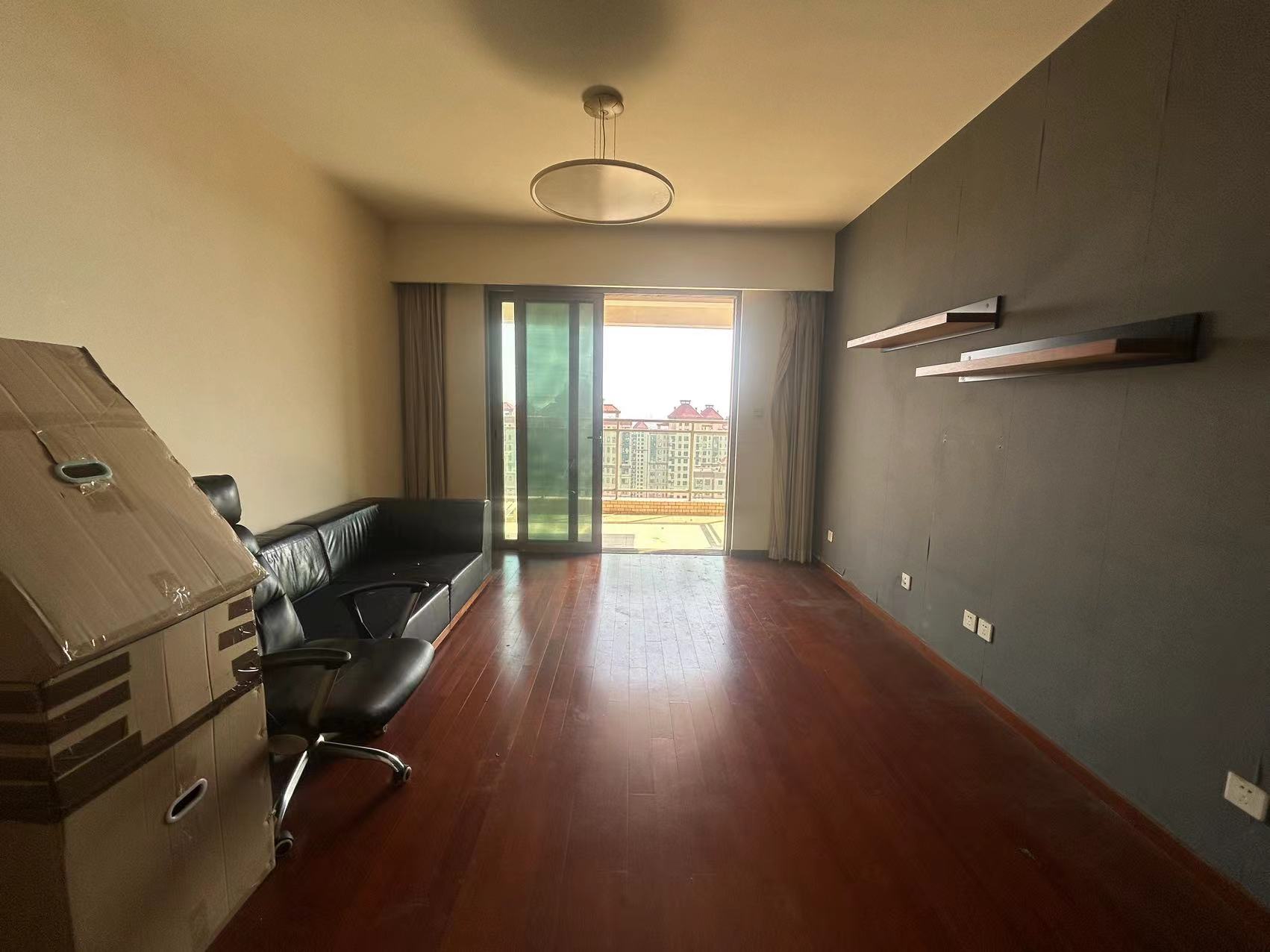 晋合湘水湾一期 4室2厅2卫 75.0万 晋合湘水湾一期 4室2厅2卫 75.0万室内图