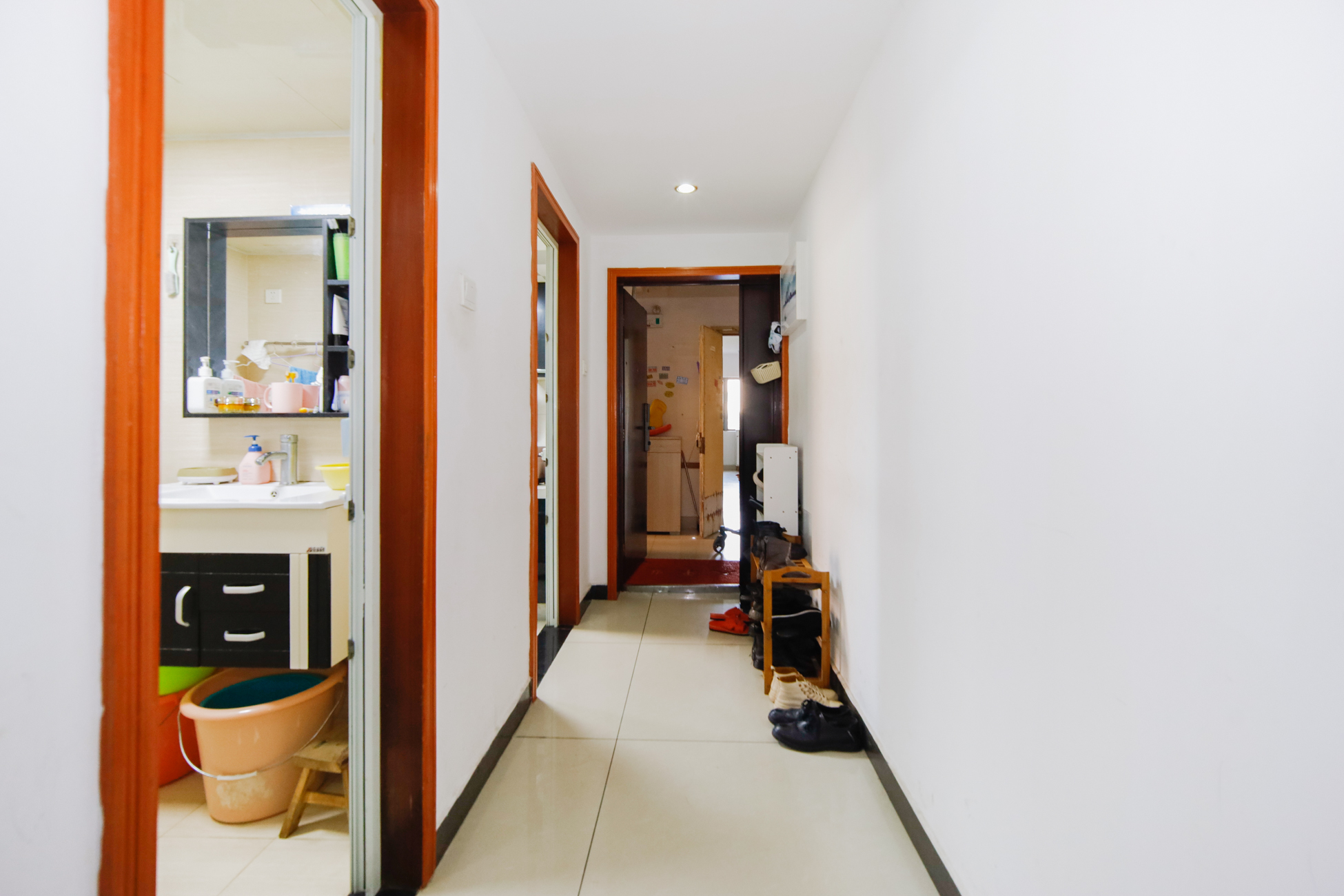 上海城小区 3室2厅2卫 91.8万 上海城小区 3室2厅2卫 91.8万其他