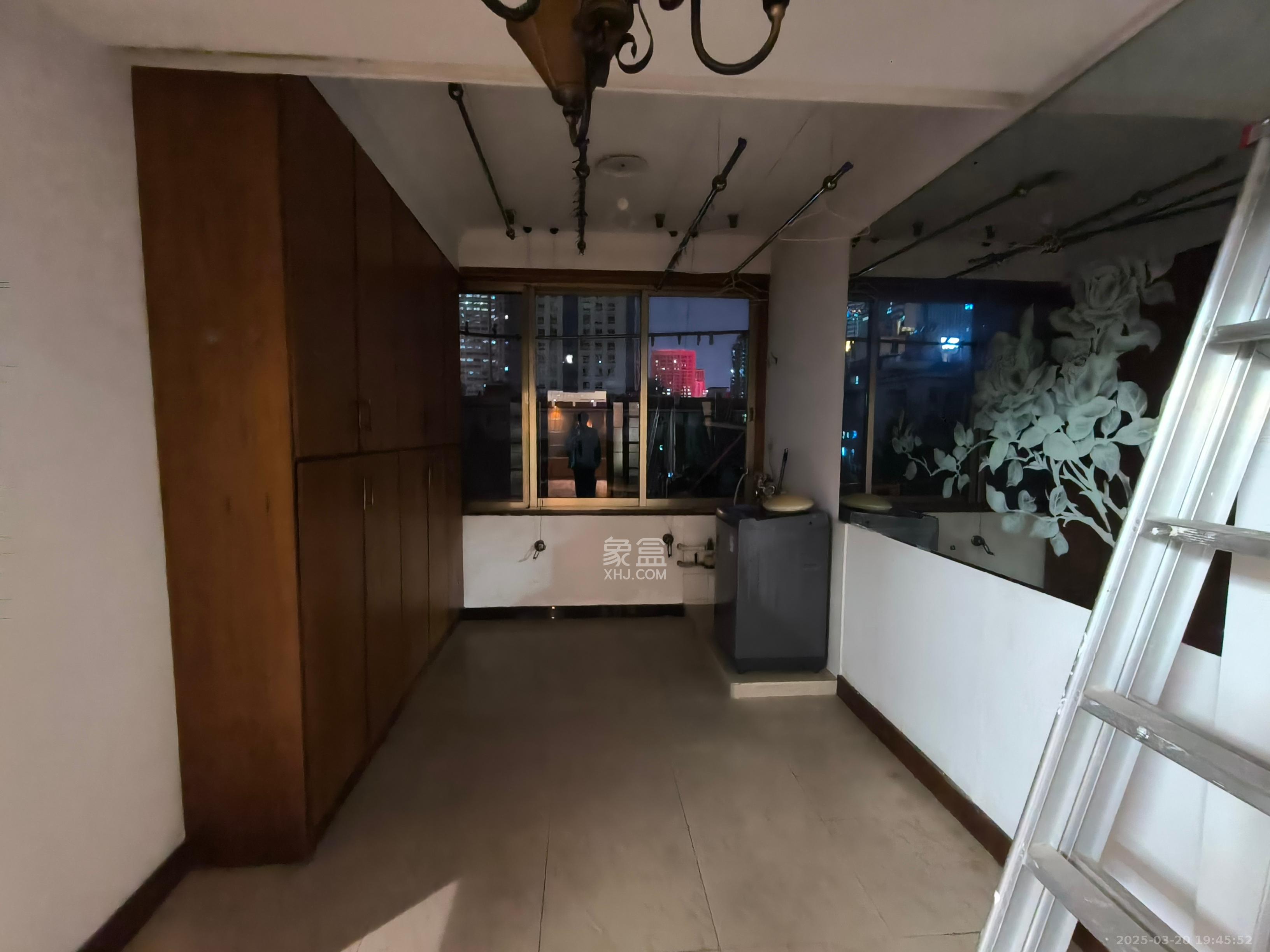 乔庄社区 3室2厅2卫 3800.0元/月 乔庄社区 3室2厅2卫 3800.0元/月室内图