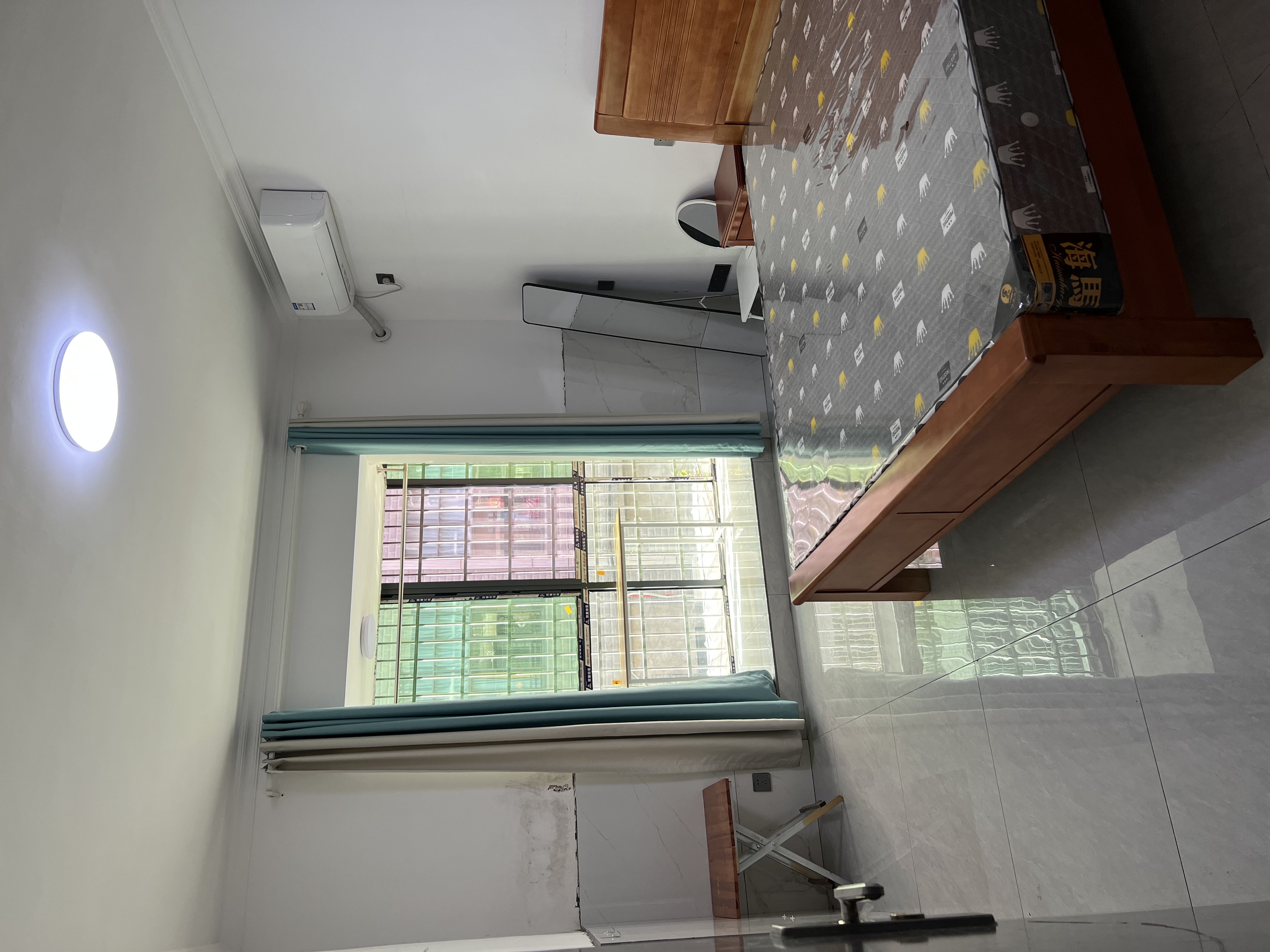 长湖小区 1室1厅1卫 1200.0元/月 长湖小区 1室1厅1卫 1200.0元/月室内图