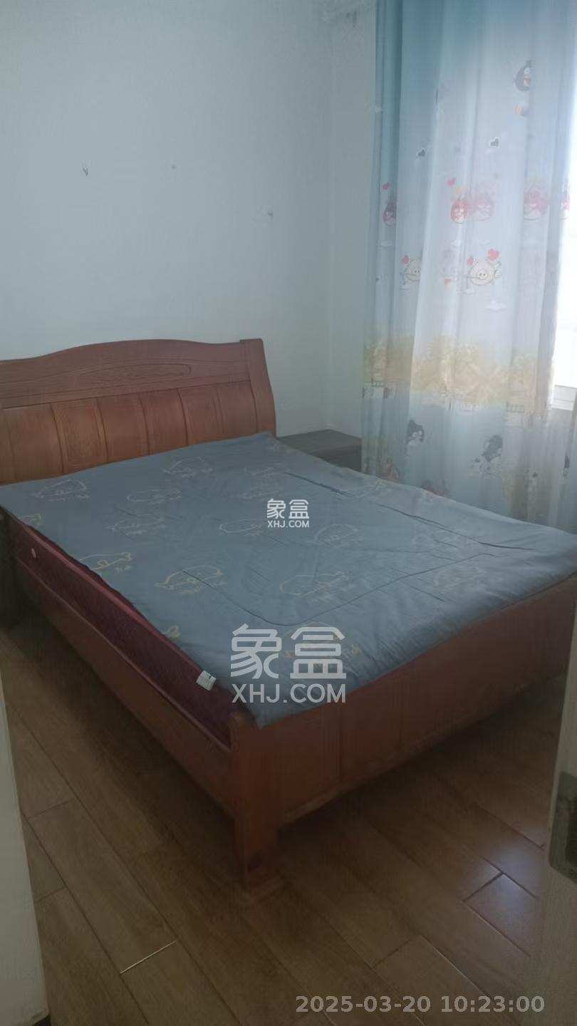 和润园一、二期  3室2厅1卫    2000.0元/月 和润园一、二期  3室2厅1卫    2000.0元/月室内图