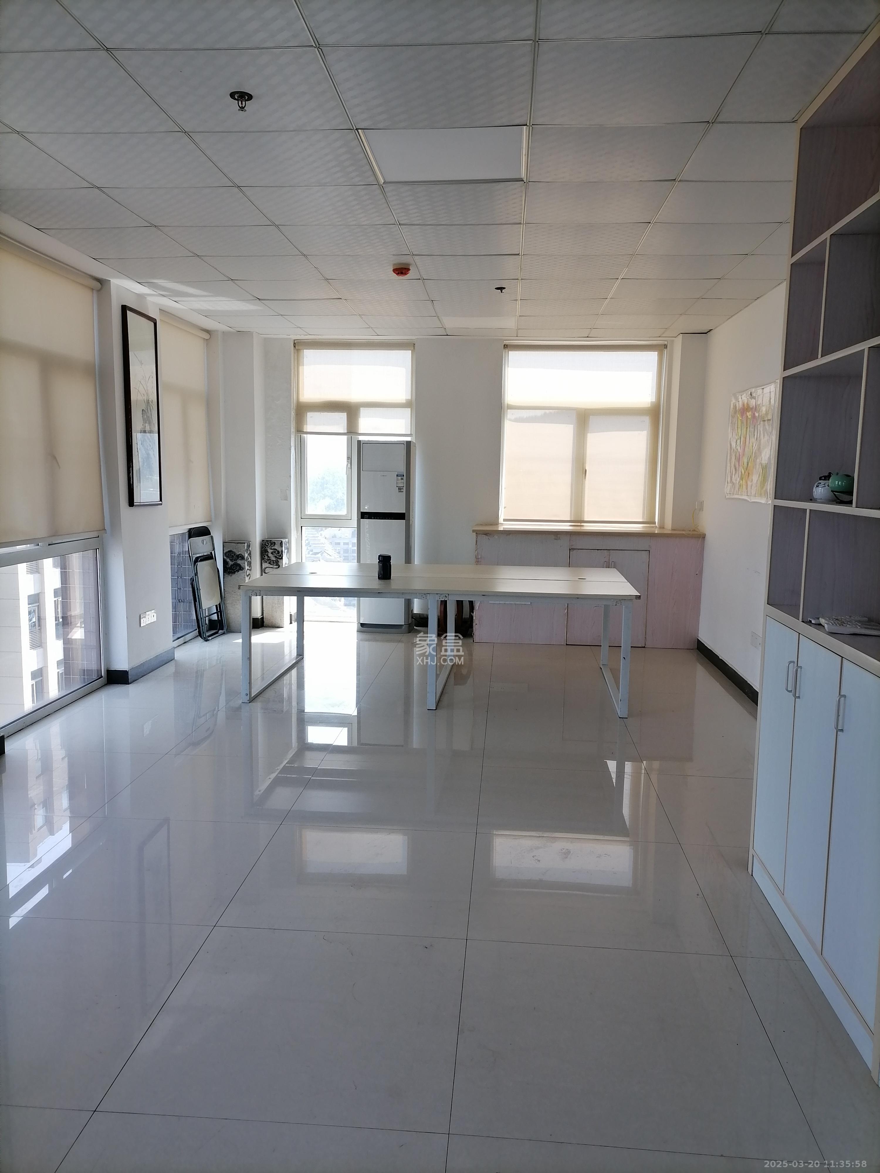 公园道  4室0厅0卫    5800.0元/月 公园道  4室0厅0卫    5800.0元/月室内图