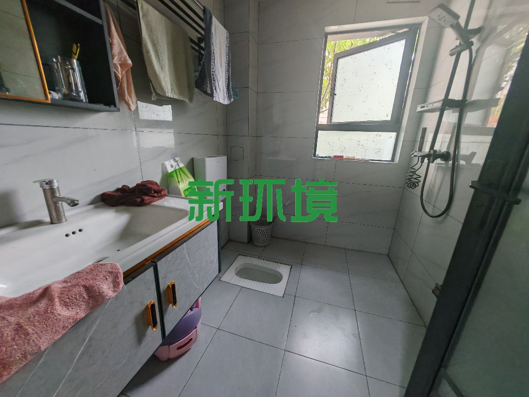 荣盛花语书苑 3室2厅2卫 2000.0元/月 荣盛花语书苑 3室2厅2卫 2000.0元/月室内图