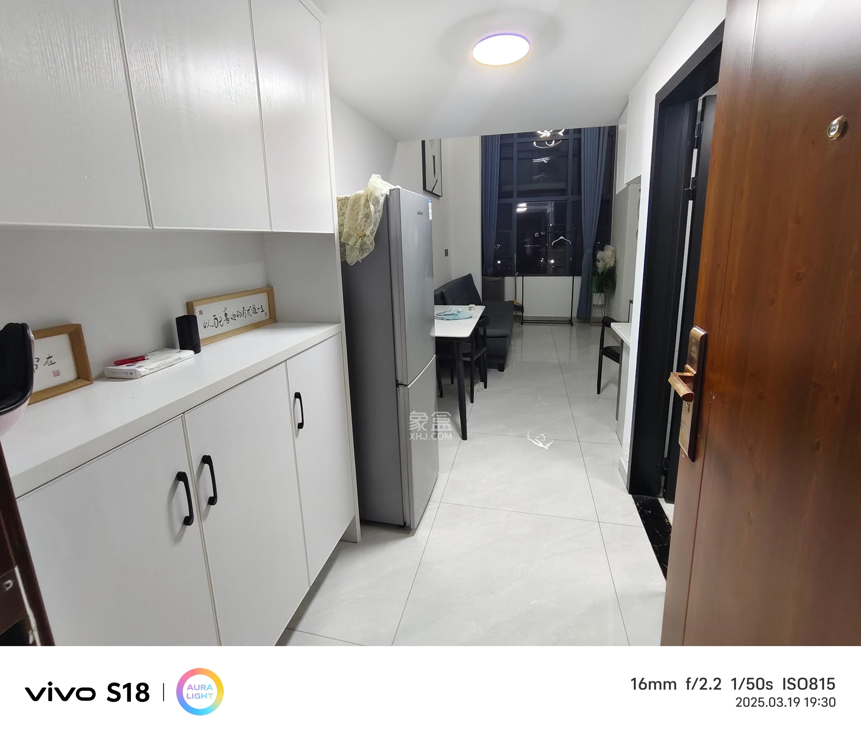 碧桂园星荟  1室1厅1卫    1200.0元/月 碧桂园星荟  1室1厅1卫    1200.0元/月室内图1