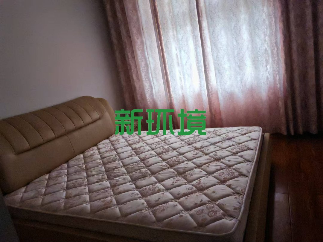 市委四号院  5室3厅2卫    2000.0元/月 市委四号院  5室3厅2卫    2000.0元/月室内图