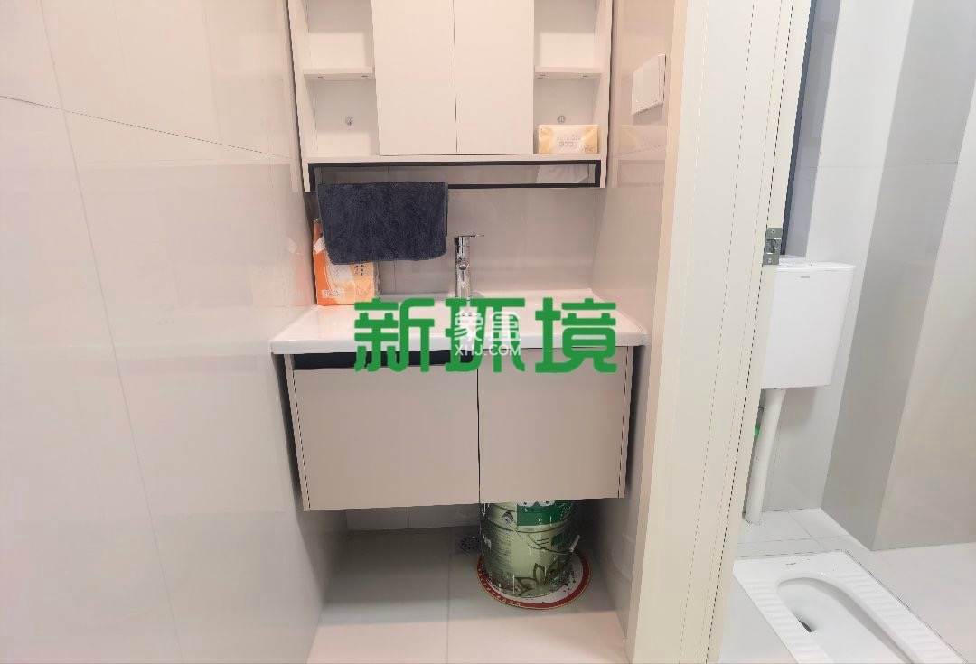 南门口安置小区二期 2室1厅1卫 2000.0元/月 南门口安置小区二期 2室1厅1卫 2000.0元/月室内图