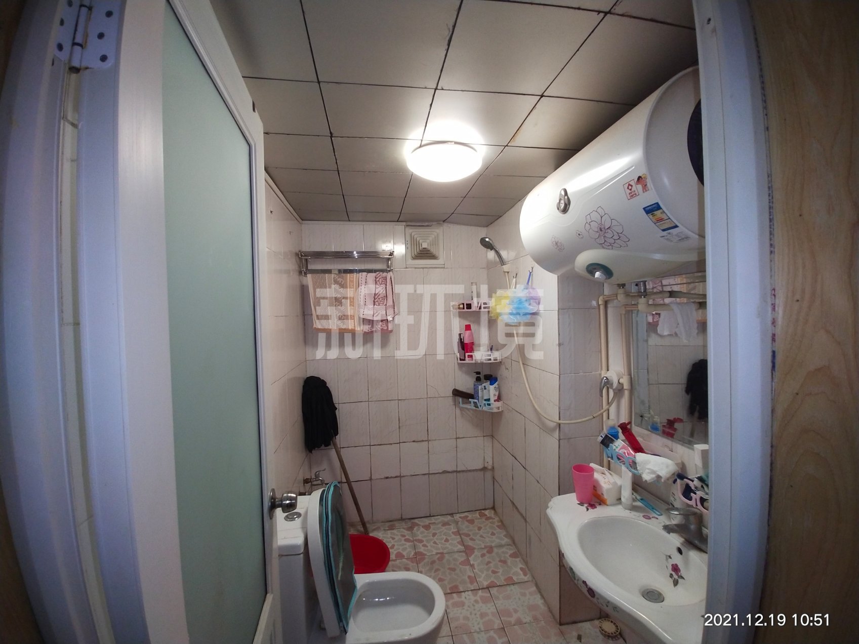 金穗花园 4室2厅2卫 71.0万 金穗花园 4室2厅2卫 71.0万客厅