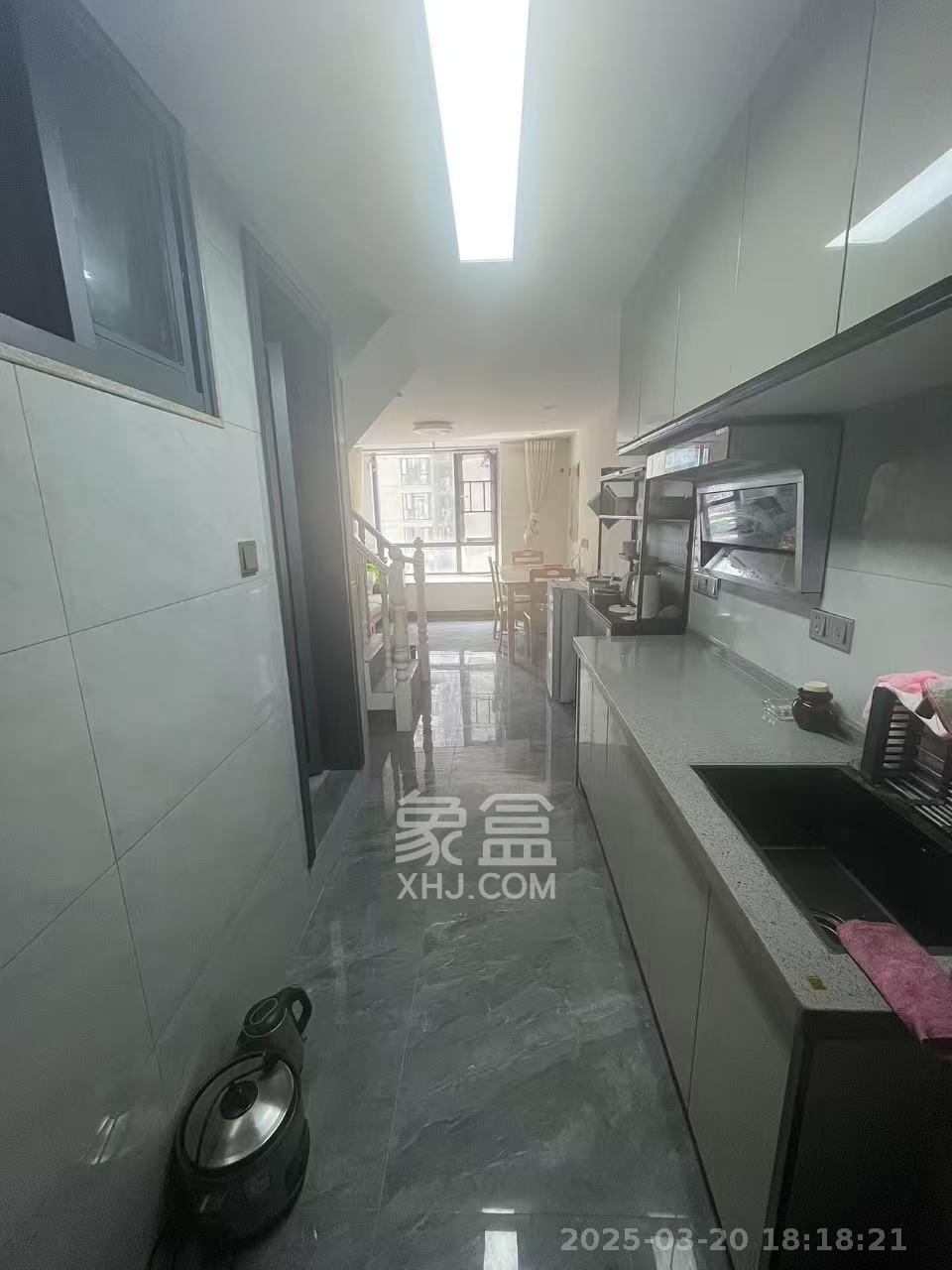 碧桂园翘楚棠  2室1厅1卫   1600.00元/月室内图