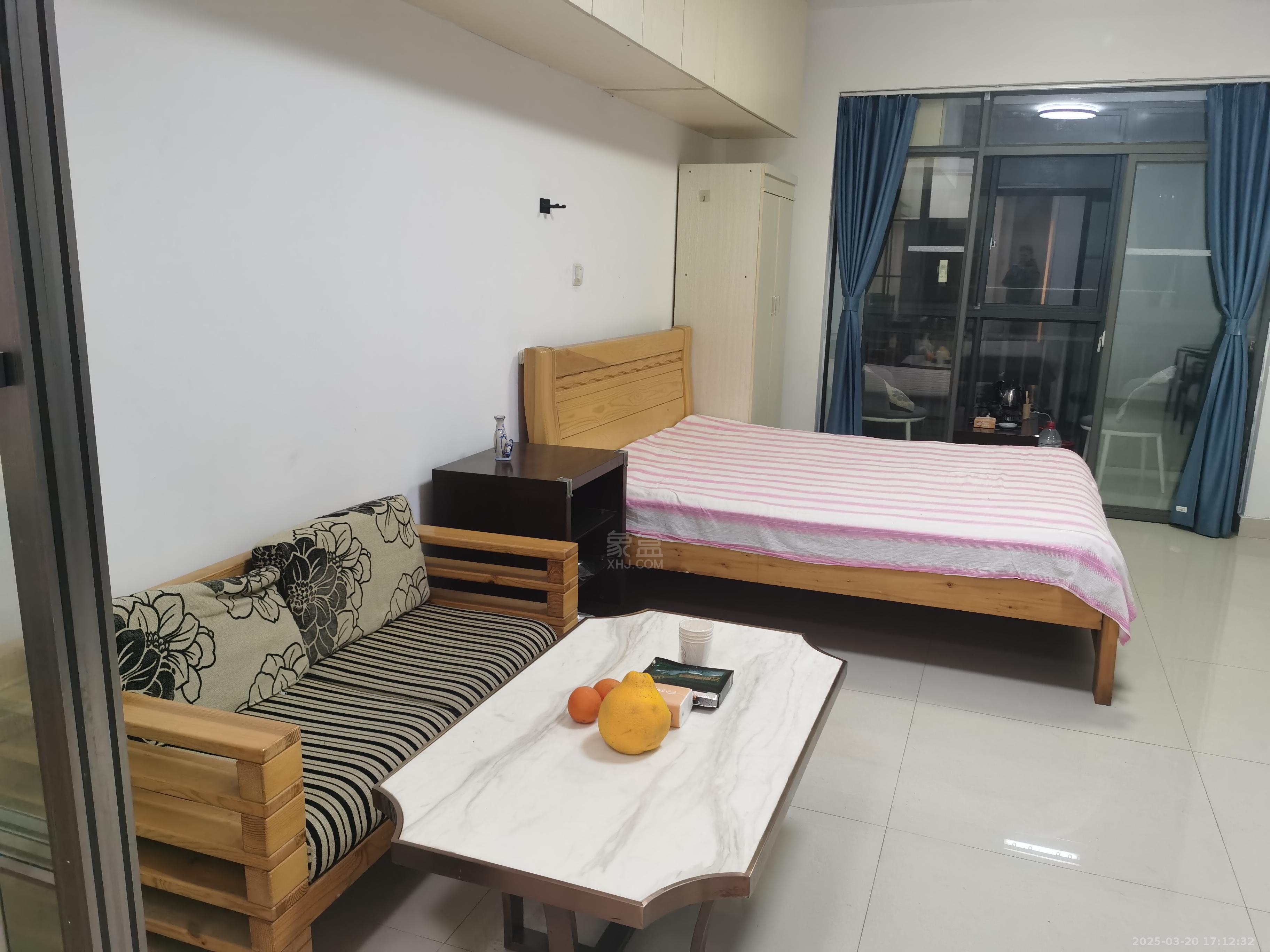 近水楼台 1室1厅1卫 1200.00元/月 近水楼台 1室1厅1卫 1200.00元/月室内图