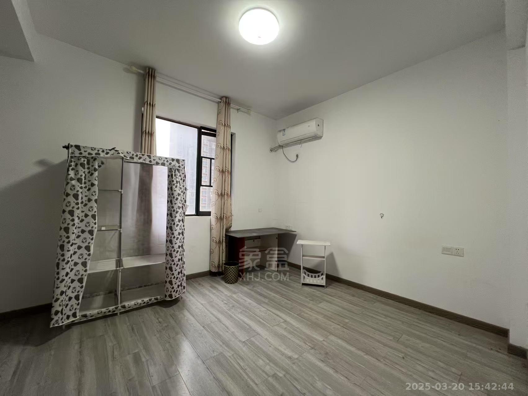 中建江湾壹号 4室2厅2卫 3200.0元/月 中建江湾壹号 4室2厅2卫 3200.0元/月室内图