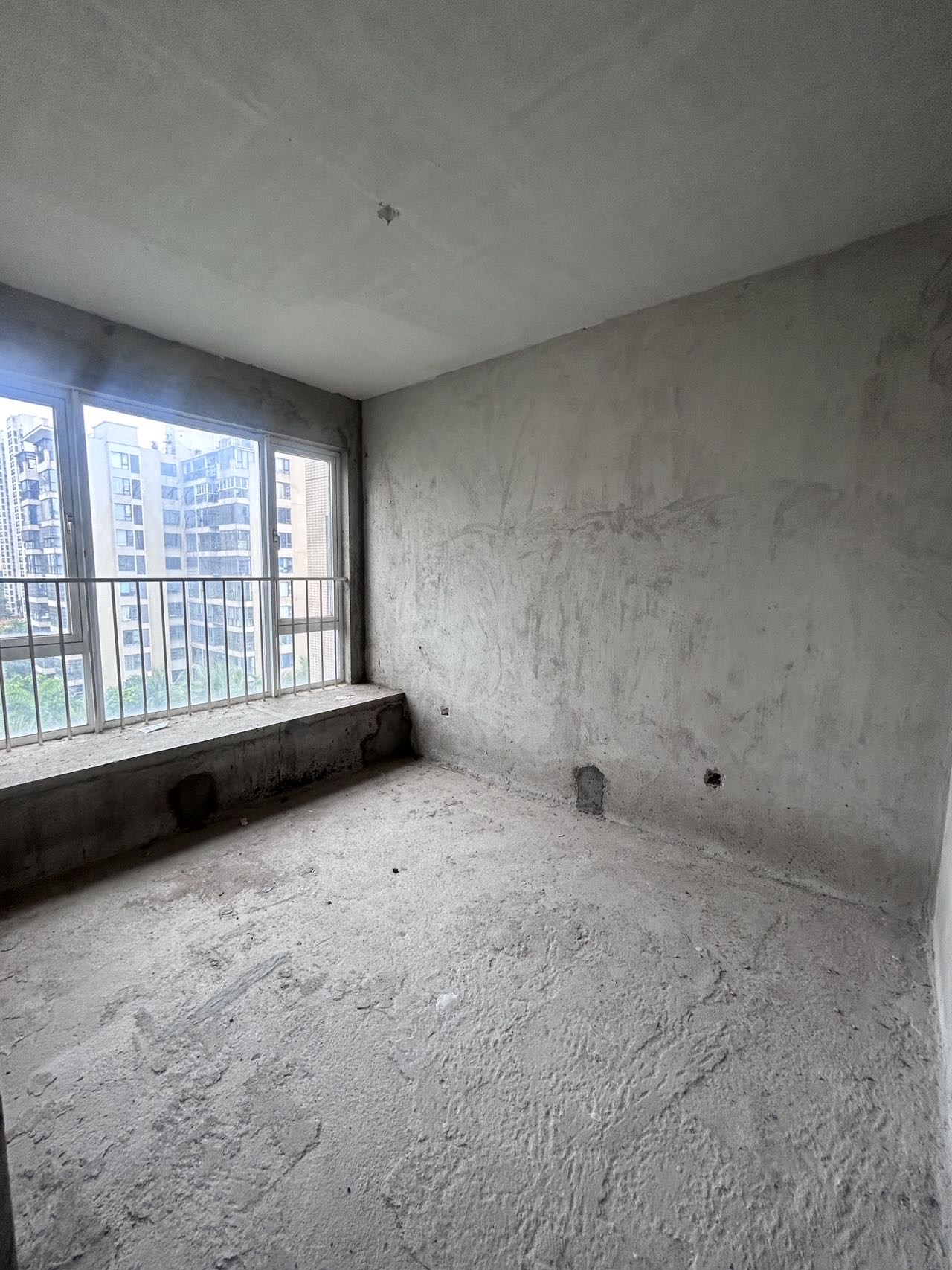 九鼎水郡  2室2厅1卫    168.0万 九鼎水郡  2室2厅1卫    168.0万客厅