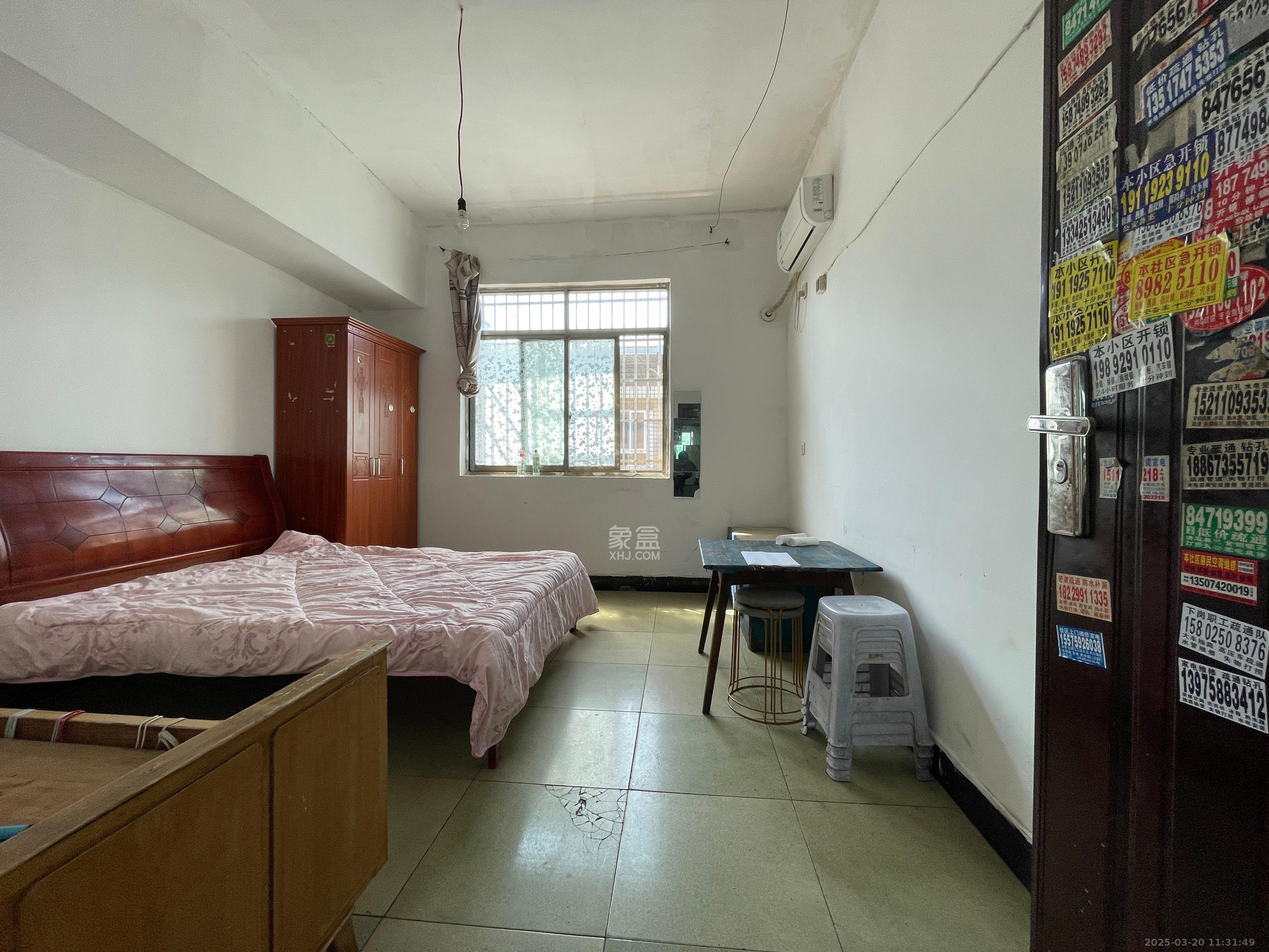 新合四村 1室0厅1卫 1100.0元/月 新合四村 1室0厅1卫 1100.0元/月室内图