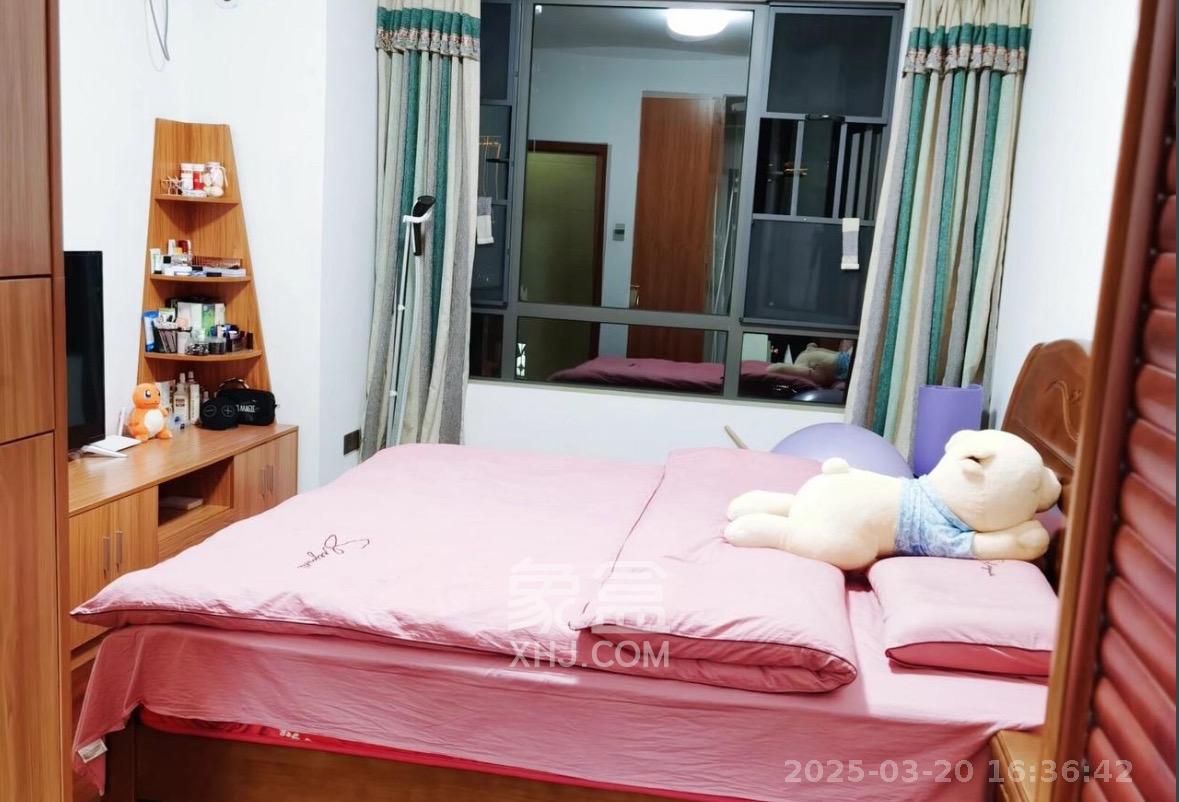 新华都万家城  3室2厅1卫   2600.00元/月室内图