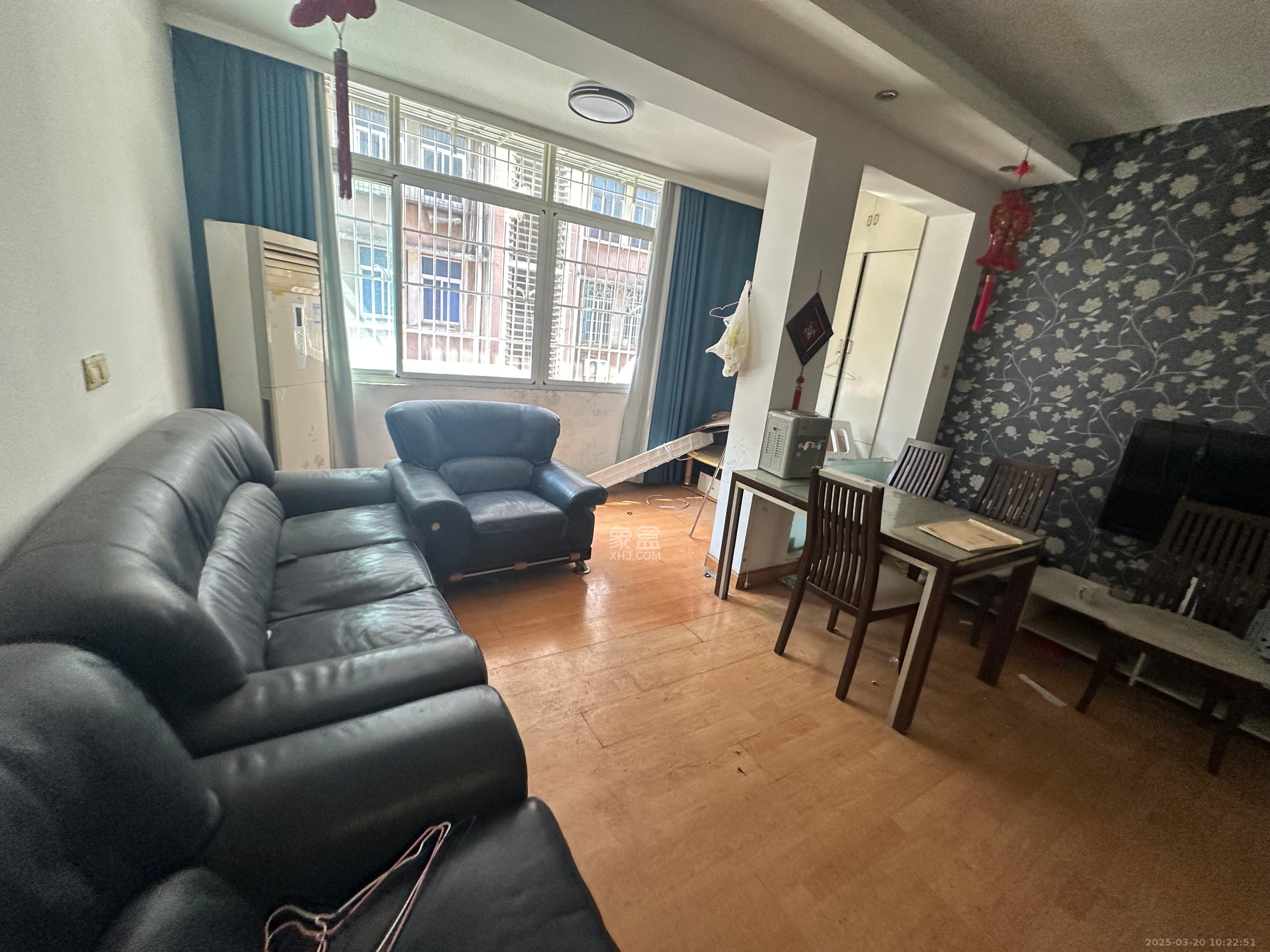 湘泽苑  3室2厅1卫    2200.0元/月 湘泽苑  3室2厅1卫    2200.0元/月室内图