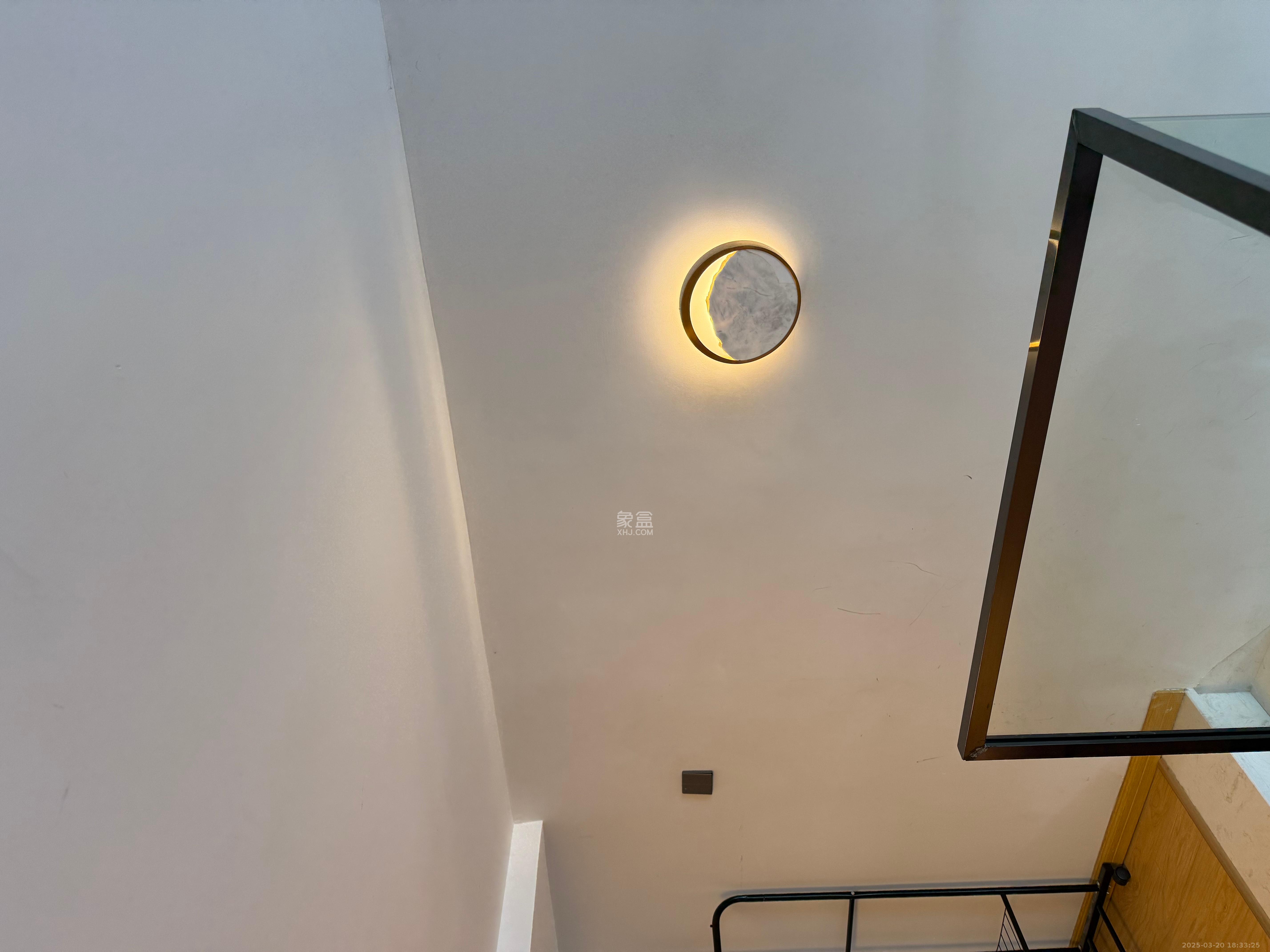 裕天国际商汇中心 1室1厅1卫 2500.0元/月 裕天国际商汇中心 1室1厅1卫 2500.0元/月室内图