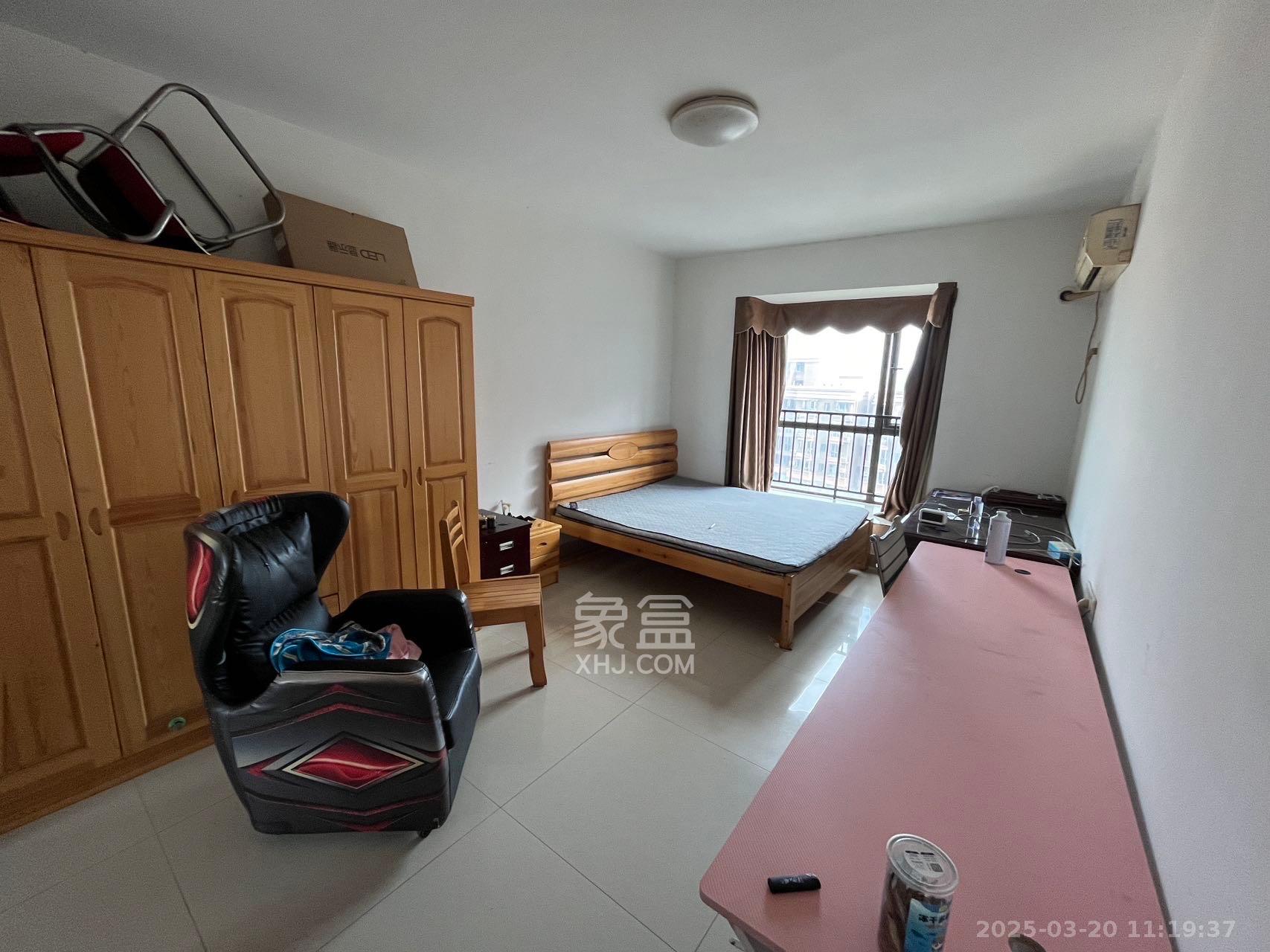 万象凯旋湾 3室2厅2卫 2800.0元/月 万象凯旋湾 3室2厅2卫 2800.0元/月室内图