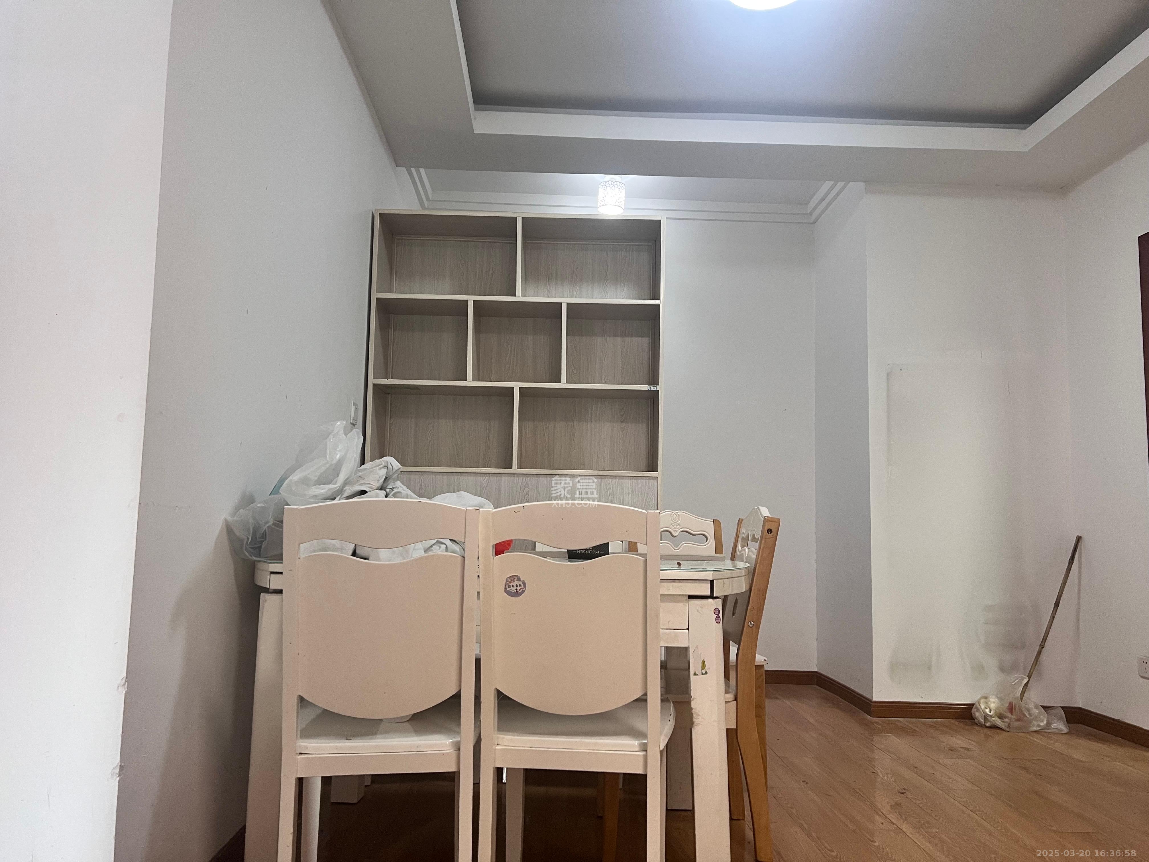 五矿万境水岸二期（五矿万境水岸和苑）  2室2厅1卫    2300.0元/月室内图