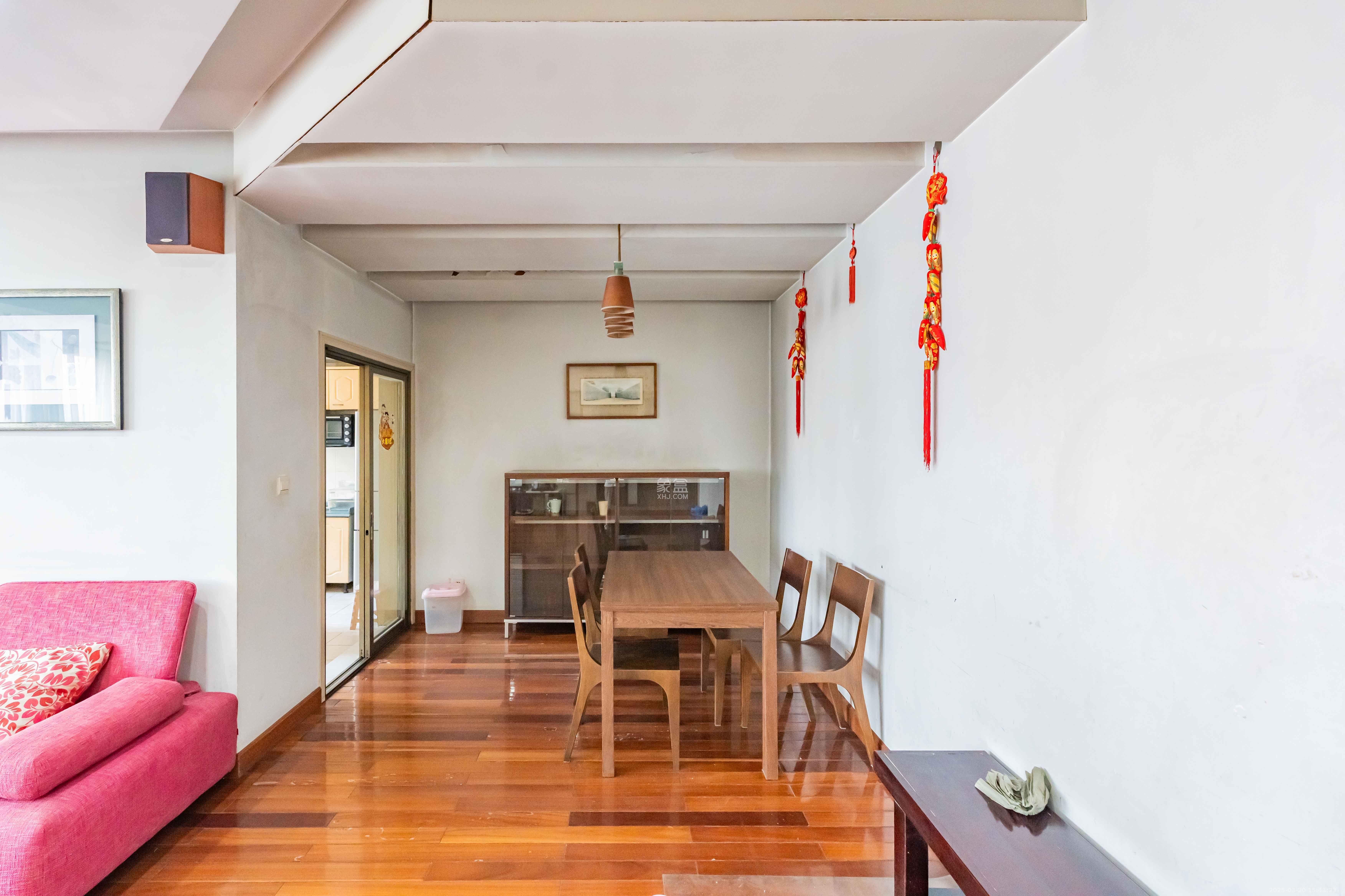 湖南省石油总公司宿舍 3室2厅2卫 3600.0元/月 湖南省石油总公司宿舍 3室2厅2卫 3600.0元/月室内图