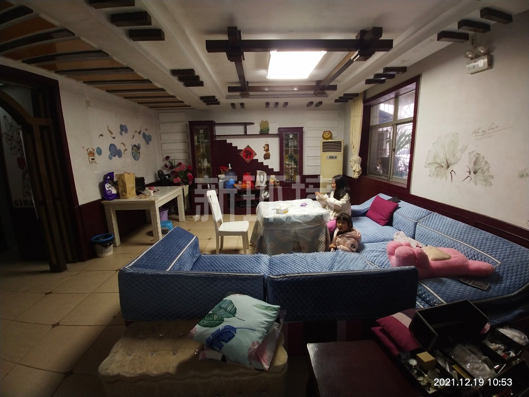 金穗花园 4室2厅2卫 71.0万 金穗花园 4室2厅2卫 71.0万客厅