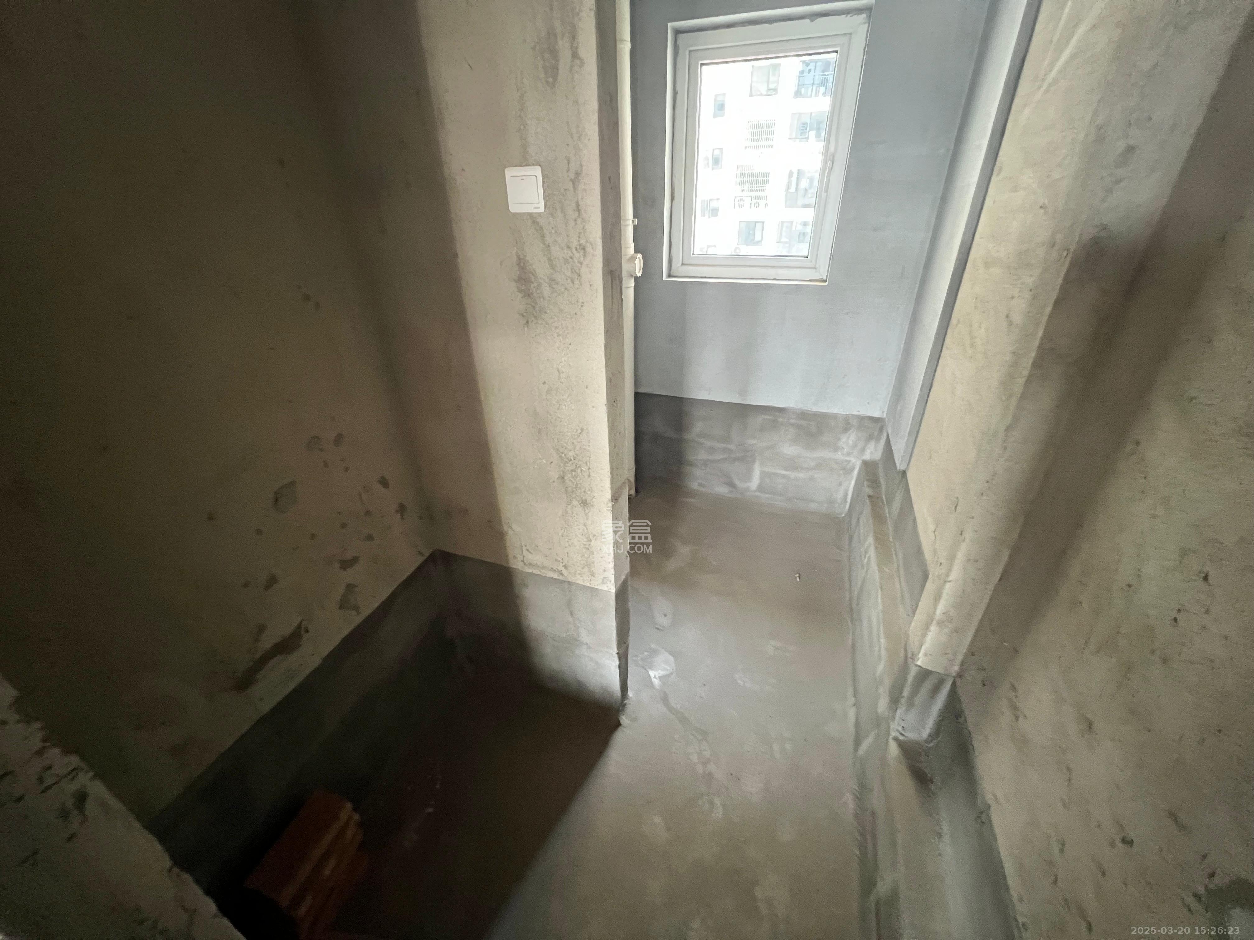 湘荷美苑 3室2厅1卫 900.0元/月 湘荷美苑 3室2厅1卫 900.0元/月室内图