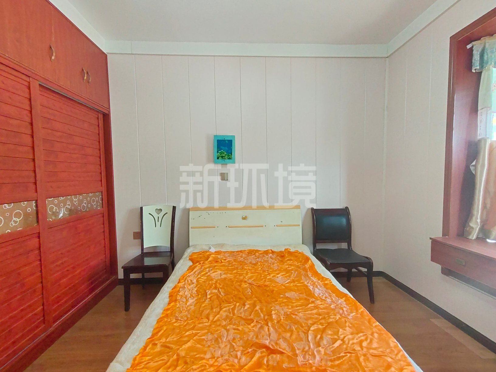 月亮湾一期 3室2厅2卫 1500.0元/月 月亮湾一期 3室2厅2卫 1500.0元/月室内图