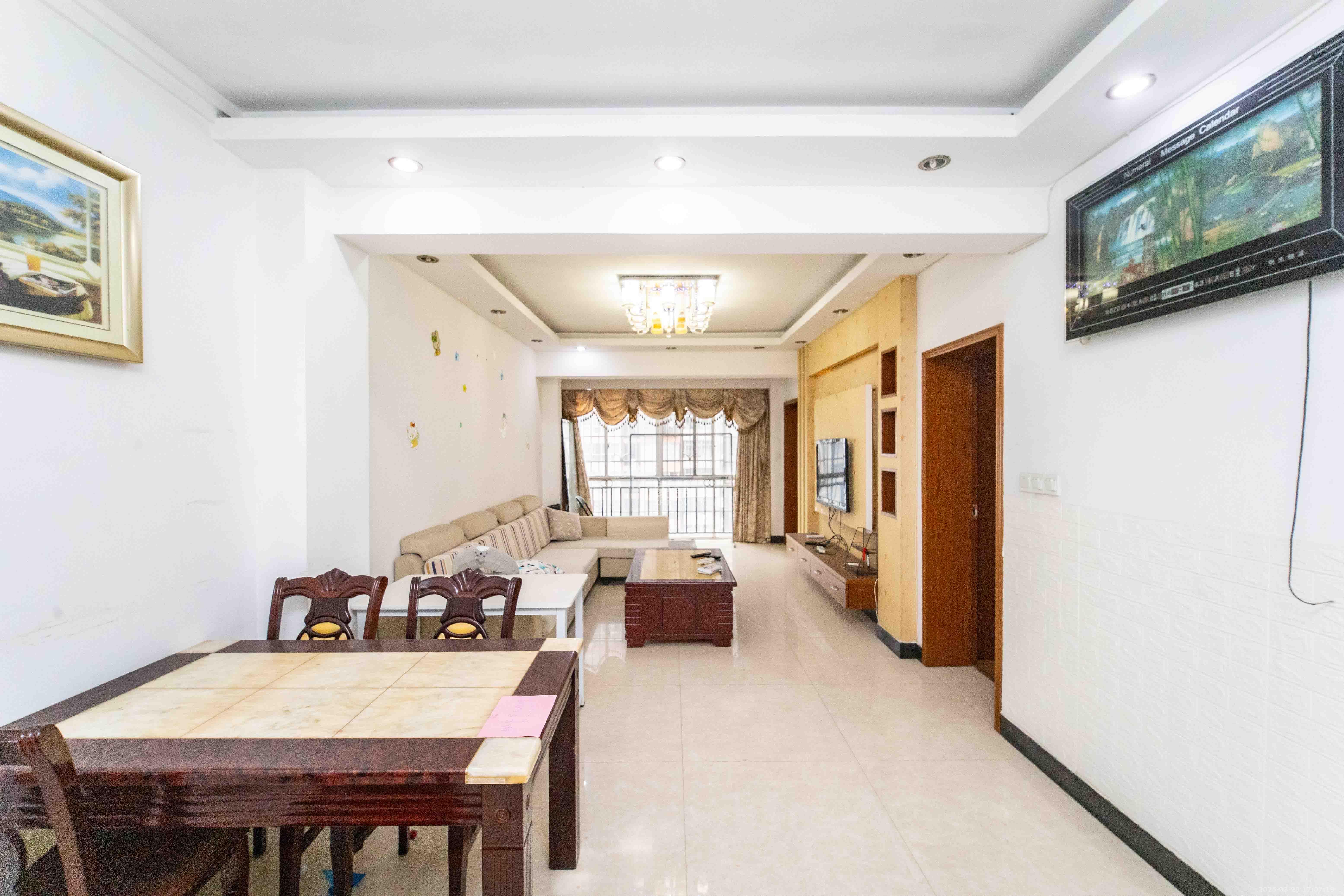 山水华景 2室2厅1卫 2400.0元/月 山水华景 2室2厅1卫 2400.0元/月室内图