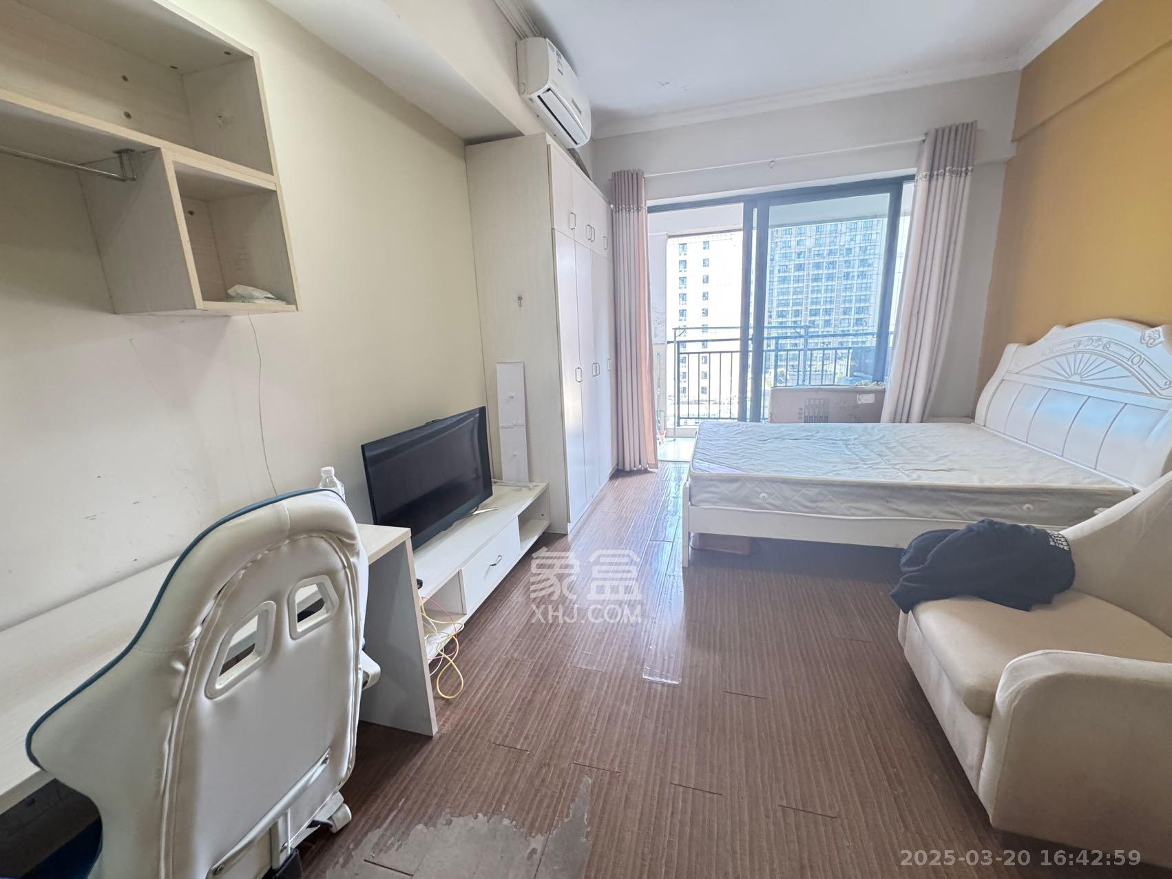 创世纪广场 1室1厅1卫 1500.0元/月 创世纪广场 1室1厅1卫 1500.0元/月室内图