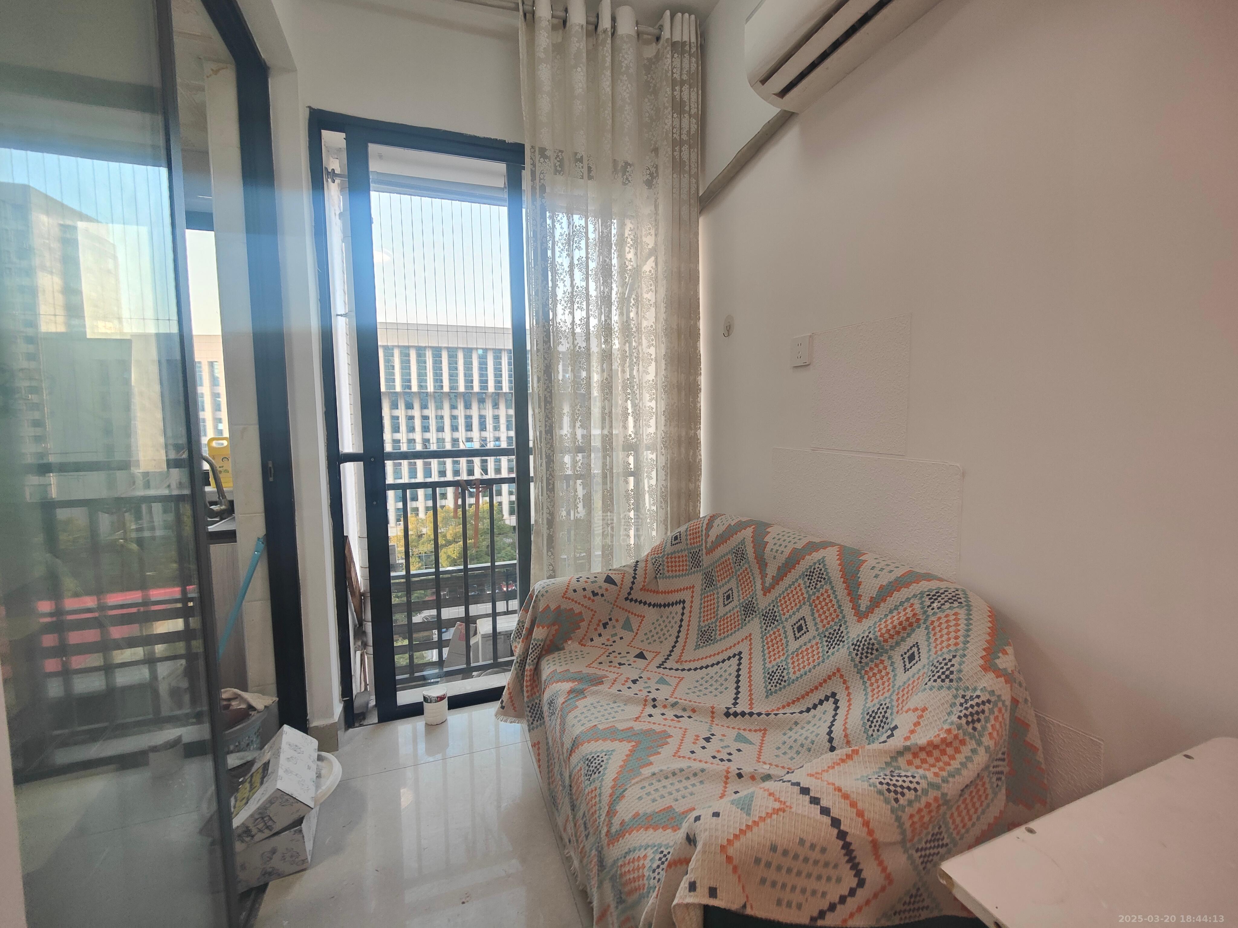 中建御山和苑 1室1厅1卫 1000.0元/月 中建御山和苑 1室1厅1卫 1000.0元/月室内图