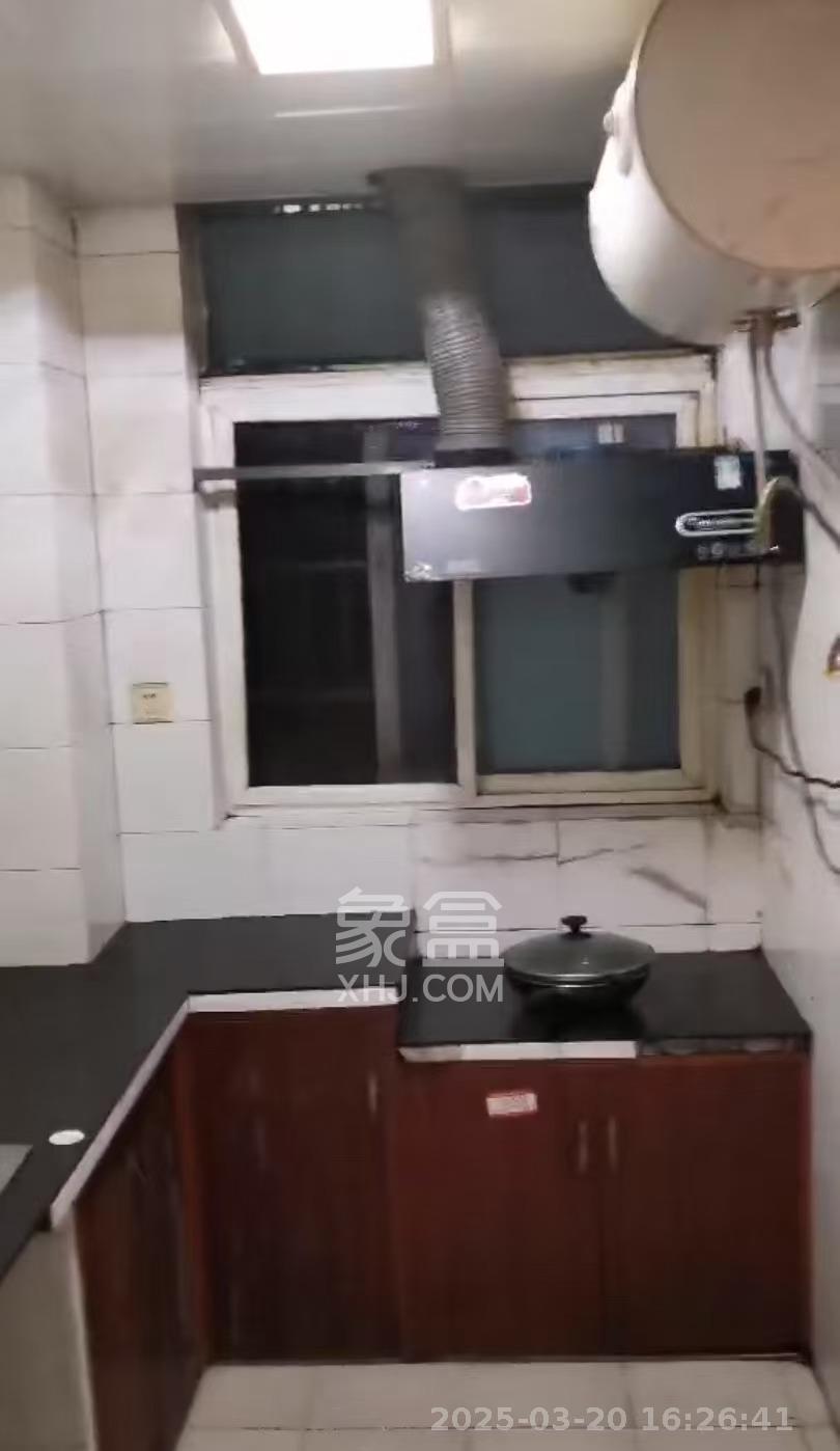 新塘垅小区(高桥物流园) 1室1厅1卫 750.0元/月 新塘垅小区(高桥物流园) 1室1厅1卫 750.0元/月室内图