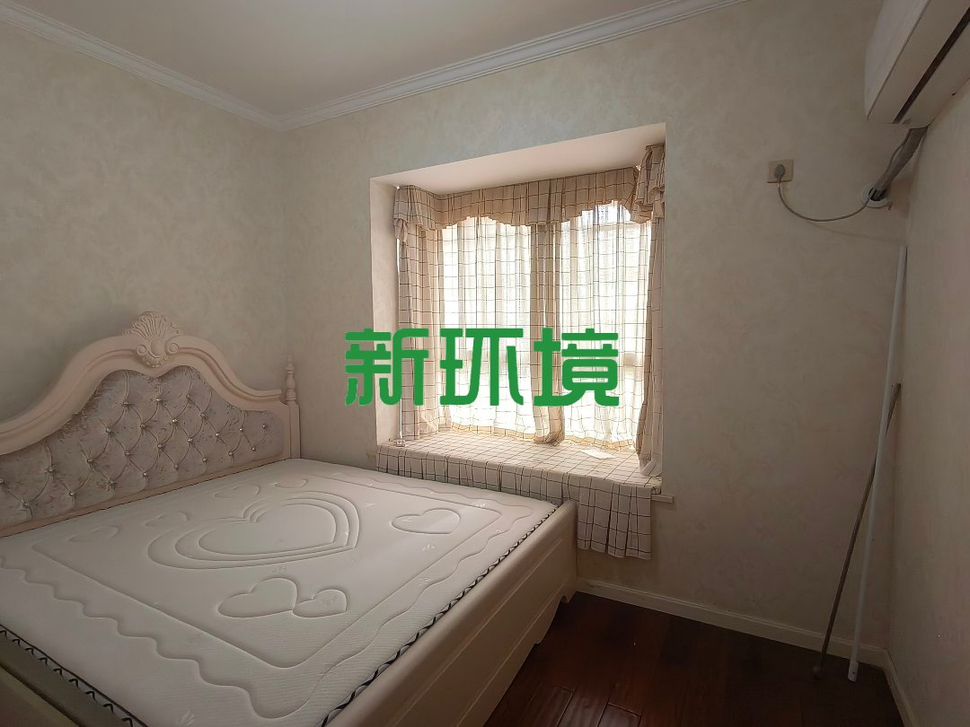 龙城街 3室2厅2卫 2100.0元/月 龙城街 3室2厅2卫 2100.0元/月室内图