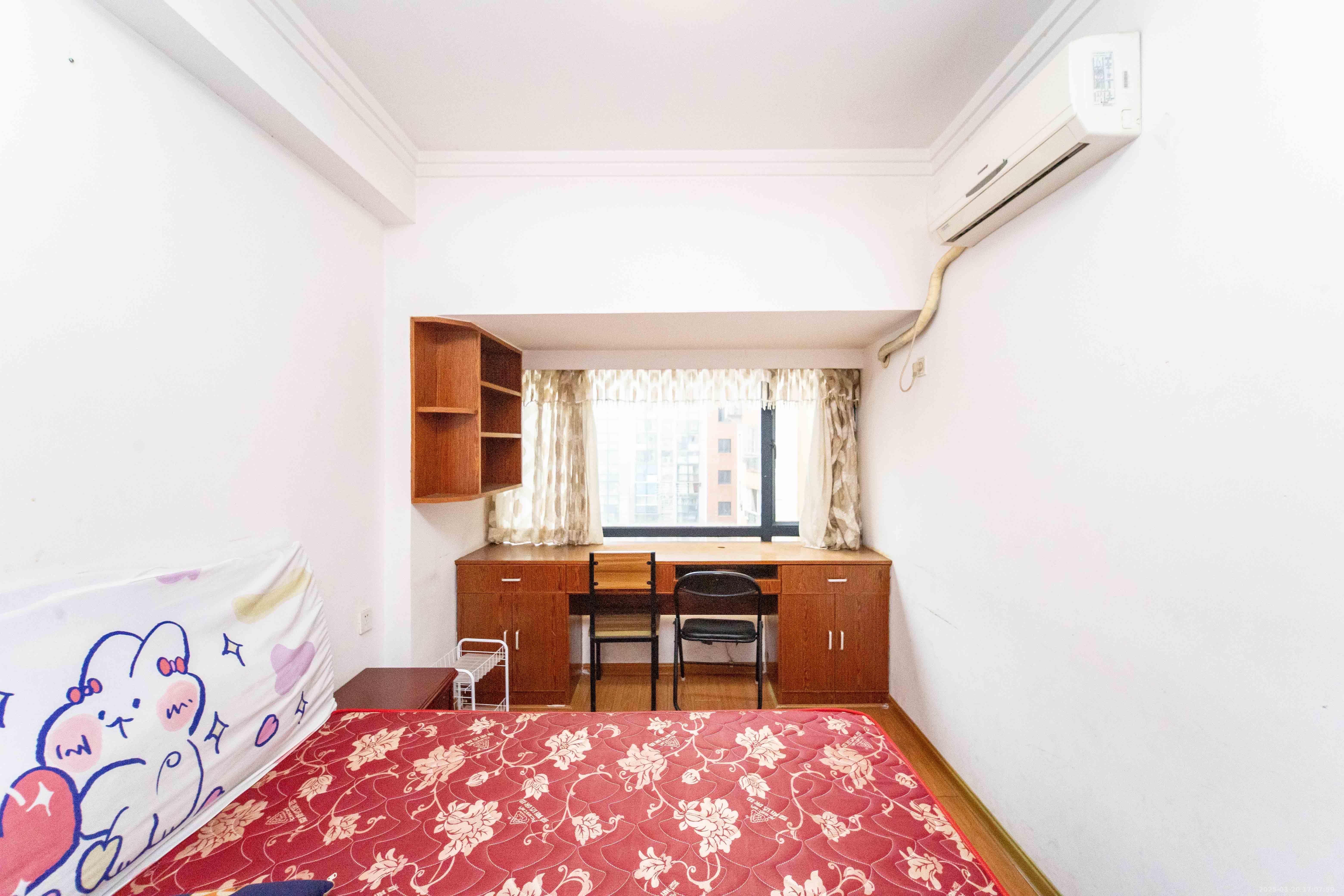 山水华景 2室2厅1卫 2400.0元/月 山水华景 2室2厅1卫 2400.0元/月室内图