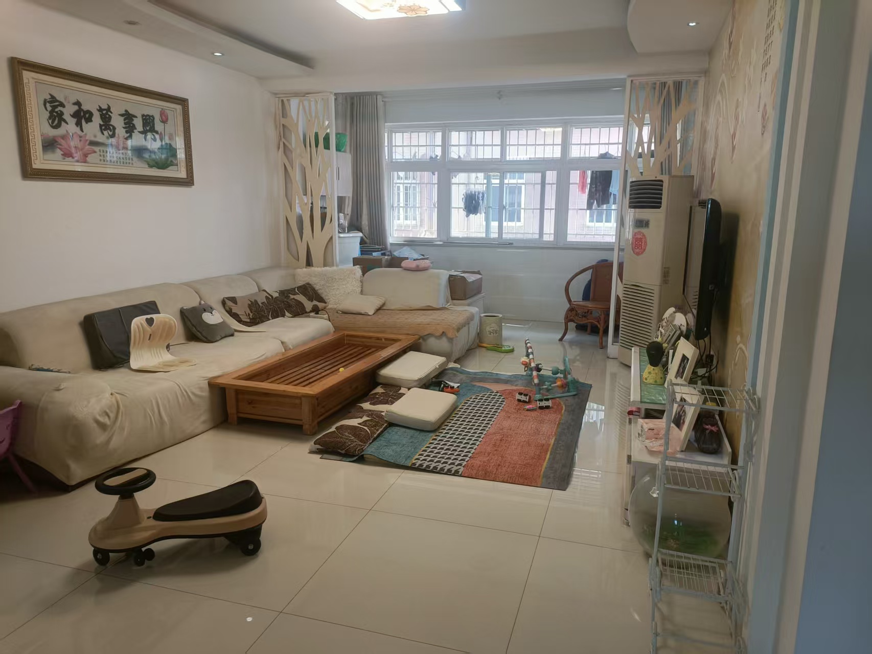 益华小区 3室2厅1卫 36.8万 益华小区 3室2厅1卫 36.8万客厅