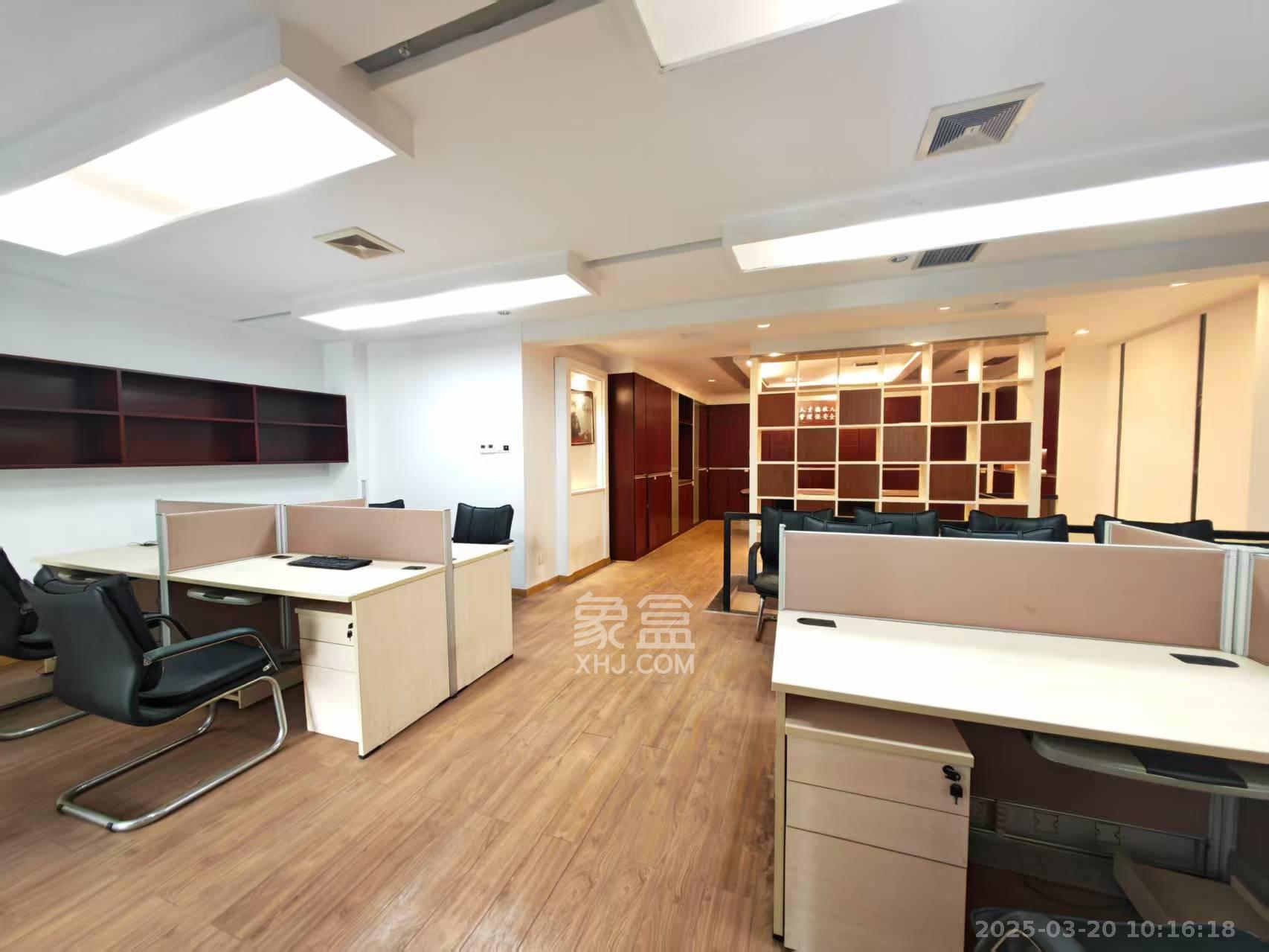 汇富中心   161.42㎡      4600.0元/月室内图