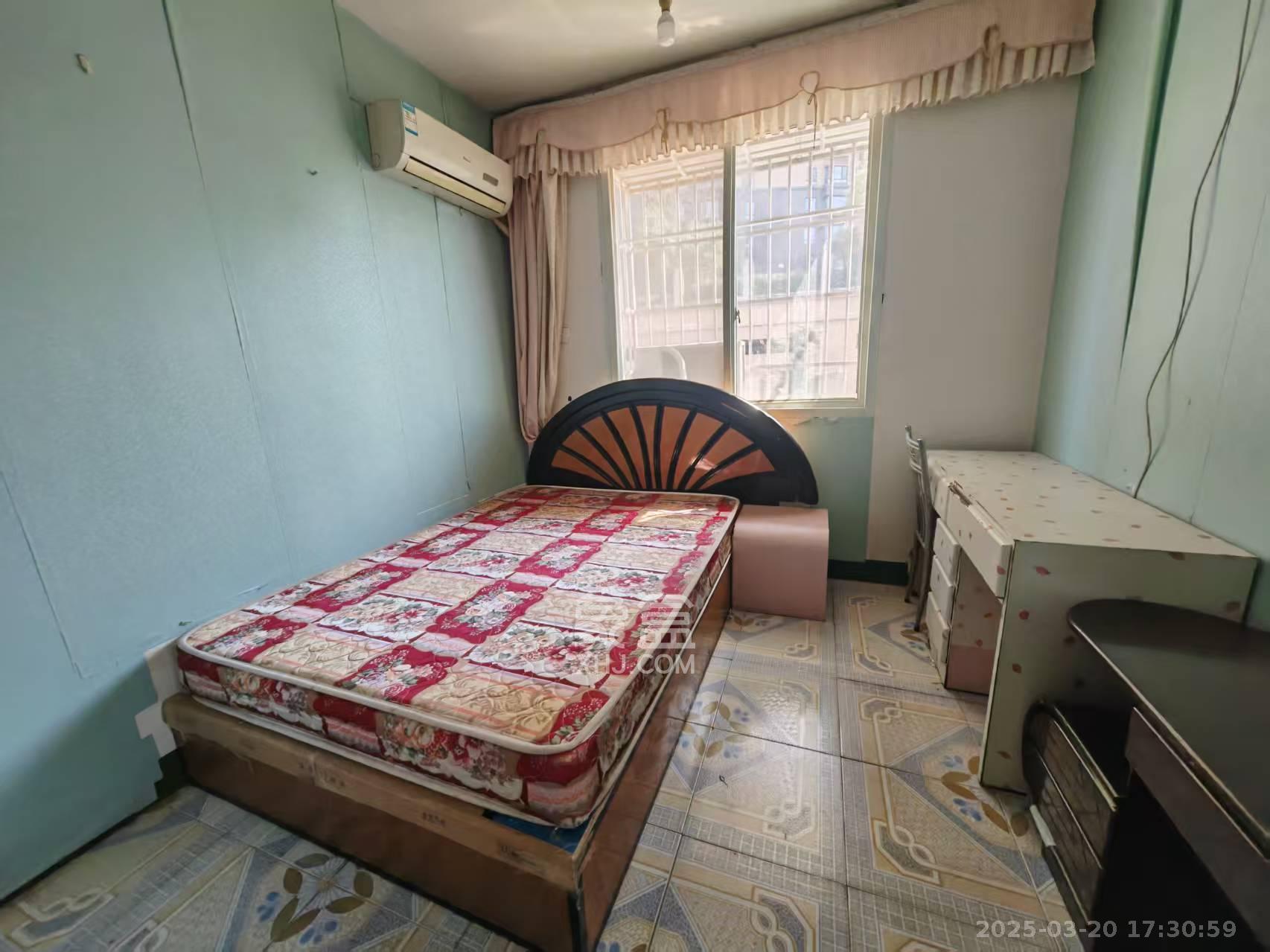 长坡社区 2室2厅1卫 1300.0元/月 长坡社区 2室2厅1卫 1300.0元/月室内图