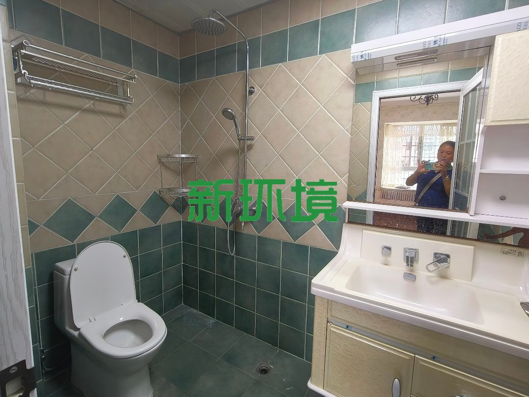 龙城街 3室2厅2卫 2100.0元/月 龙城街 3室2厅2卫 2100.0元/月室内图