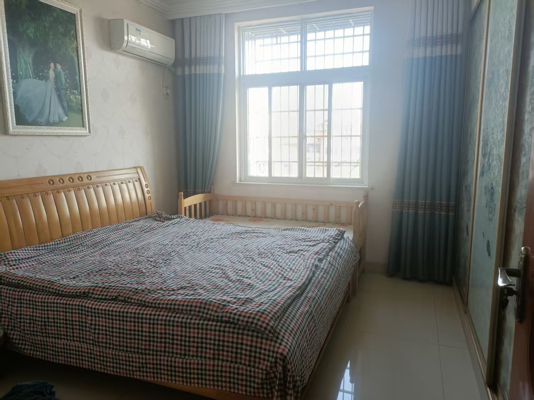 益华小区 3室2厅1卫 36.8万 益华小区 3室2厅1卫 36.8万客厅