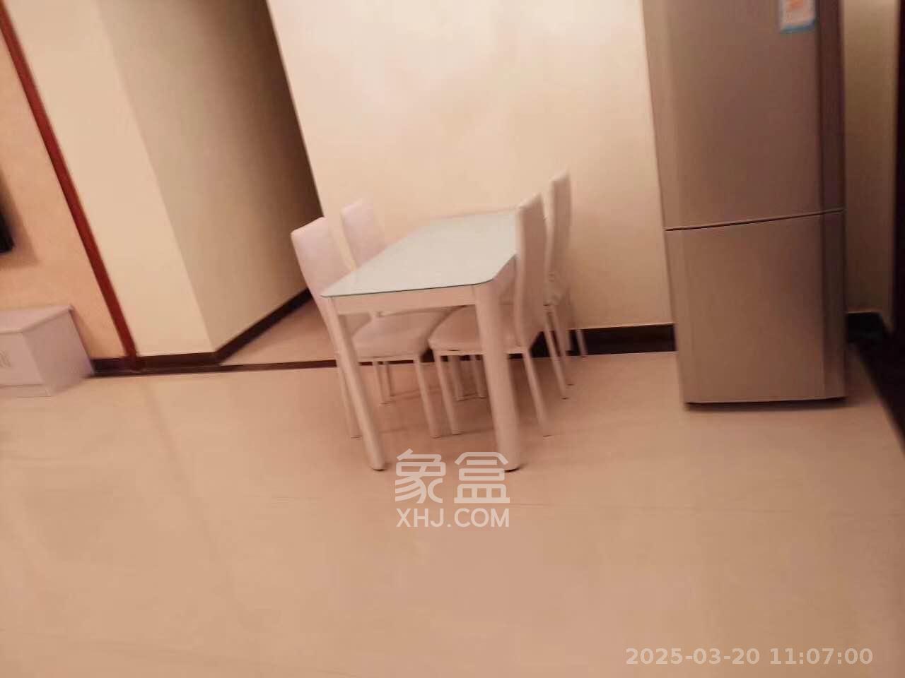 恒大城  3室2厅2卫   2000.00元/月室内图
