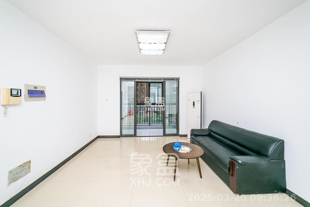钱隆樽品(一、二、三期)  3室2厅1卫   2500.00元/月室内图