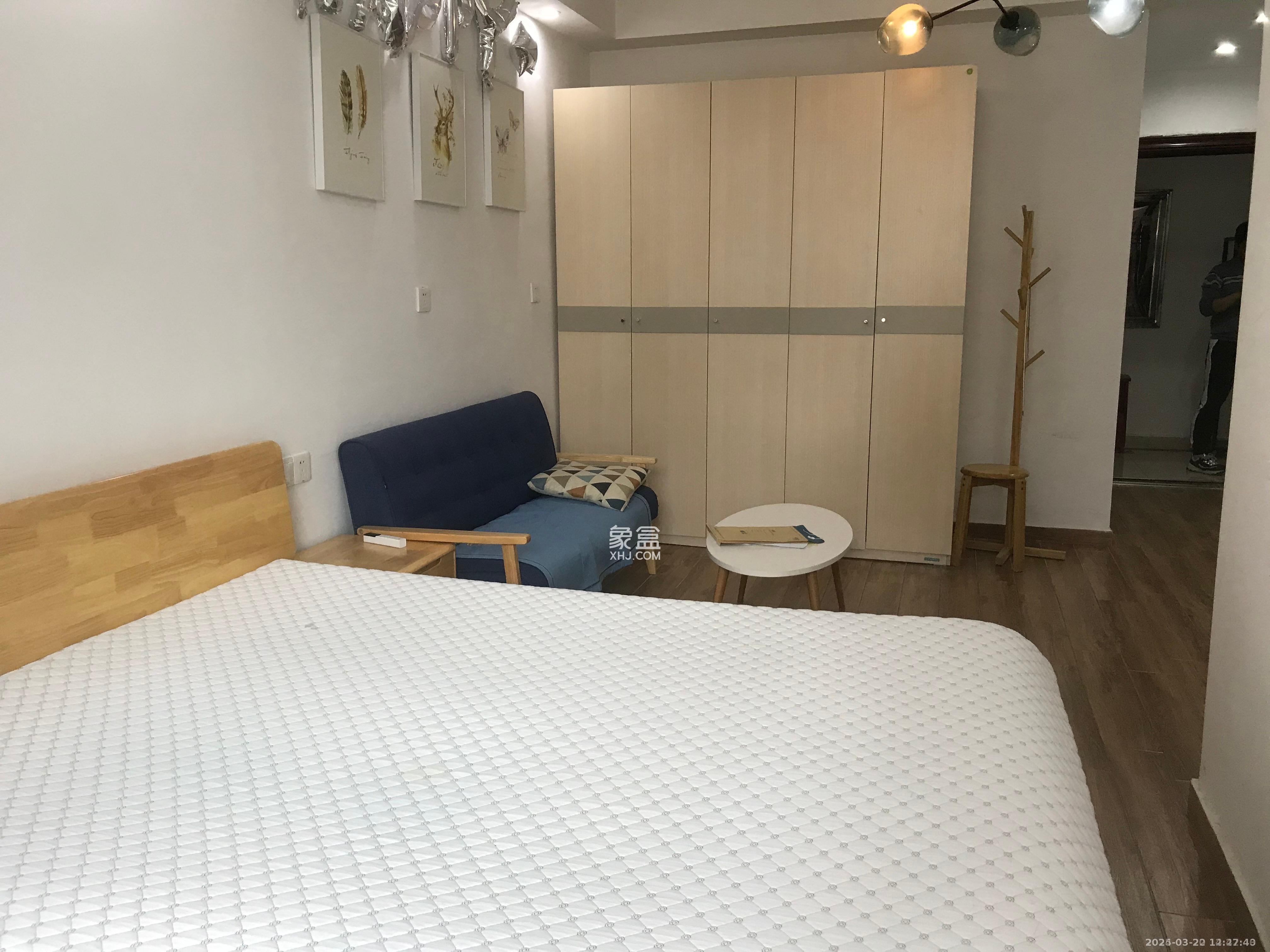 第六都（陆都小区）  1室1厅1卫    1800.0元/月室内图