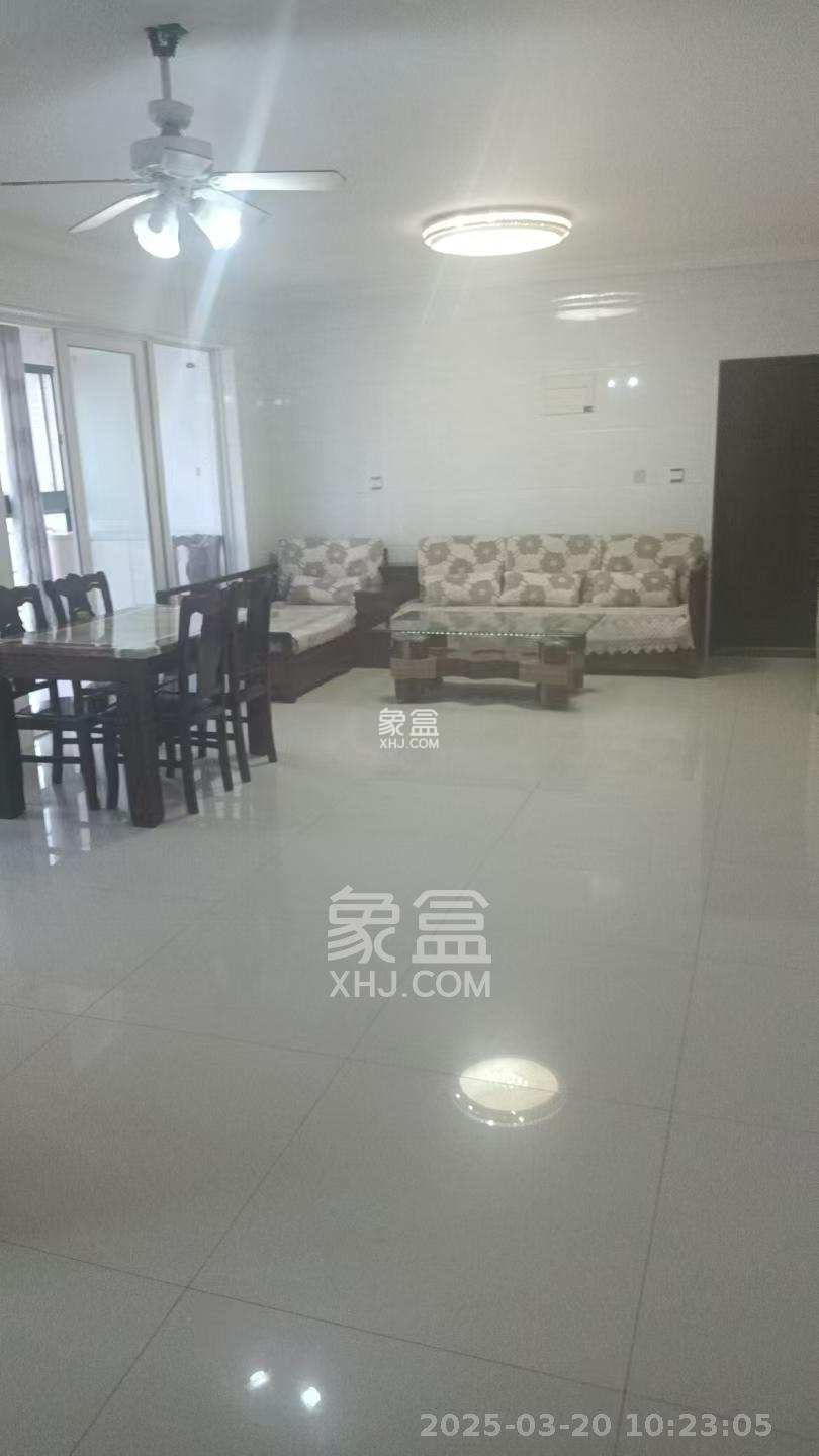 和润园一、二期  3室2厅1卫    2000.0元/月 和润园一、二期  3室2厅1卫    2000.0元/月室内图