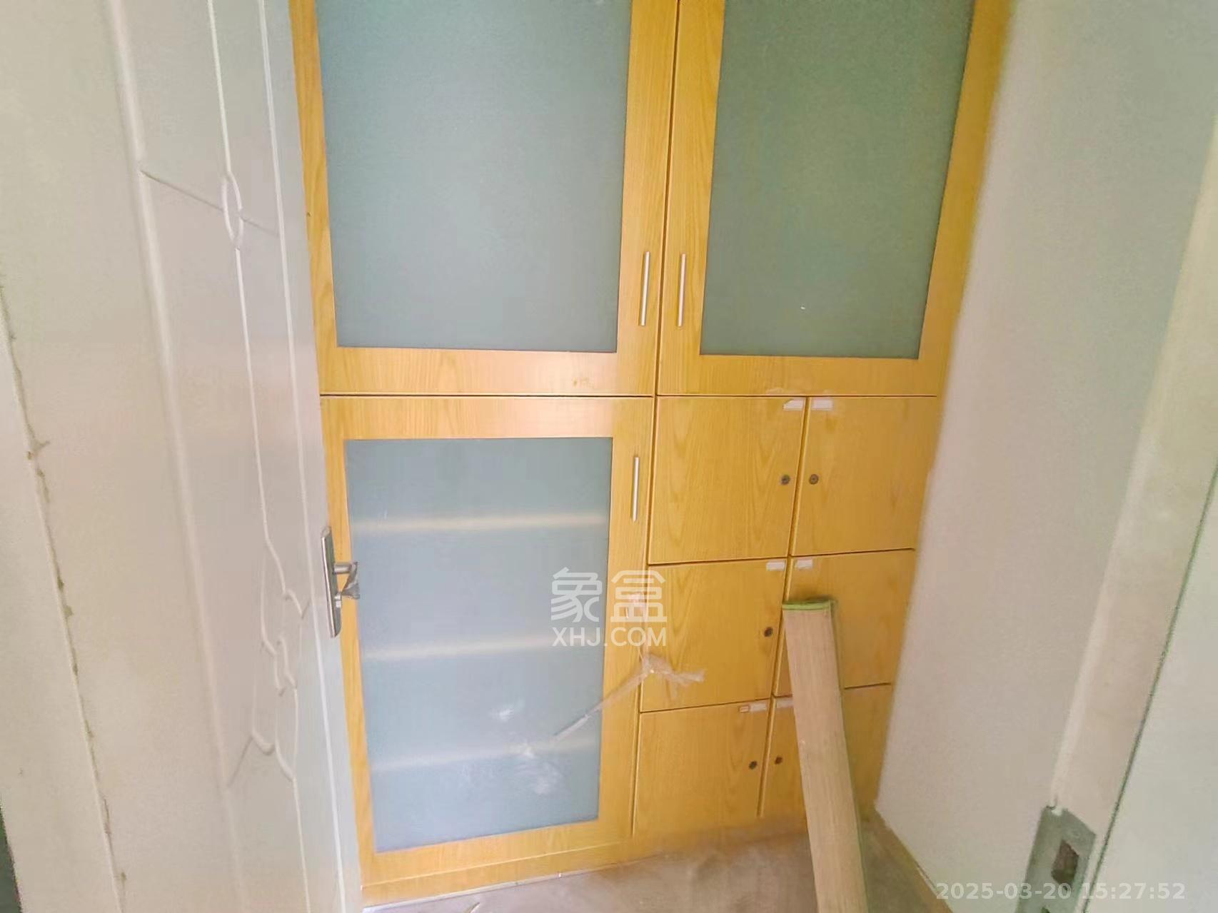 和庄  3室2厅1卫    1900.0元/月 和庄  3室2厅1卫    1900.0元/月室内图