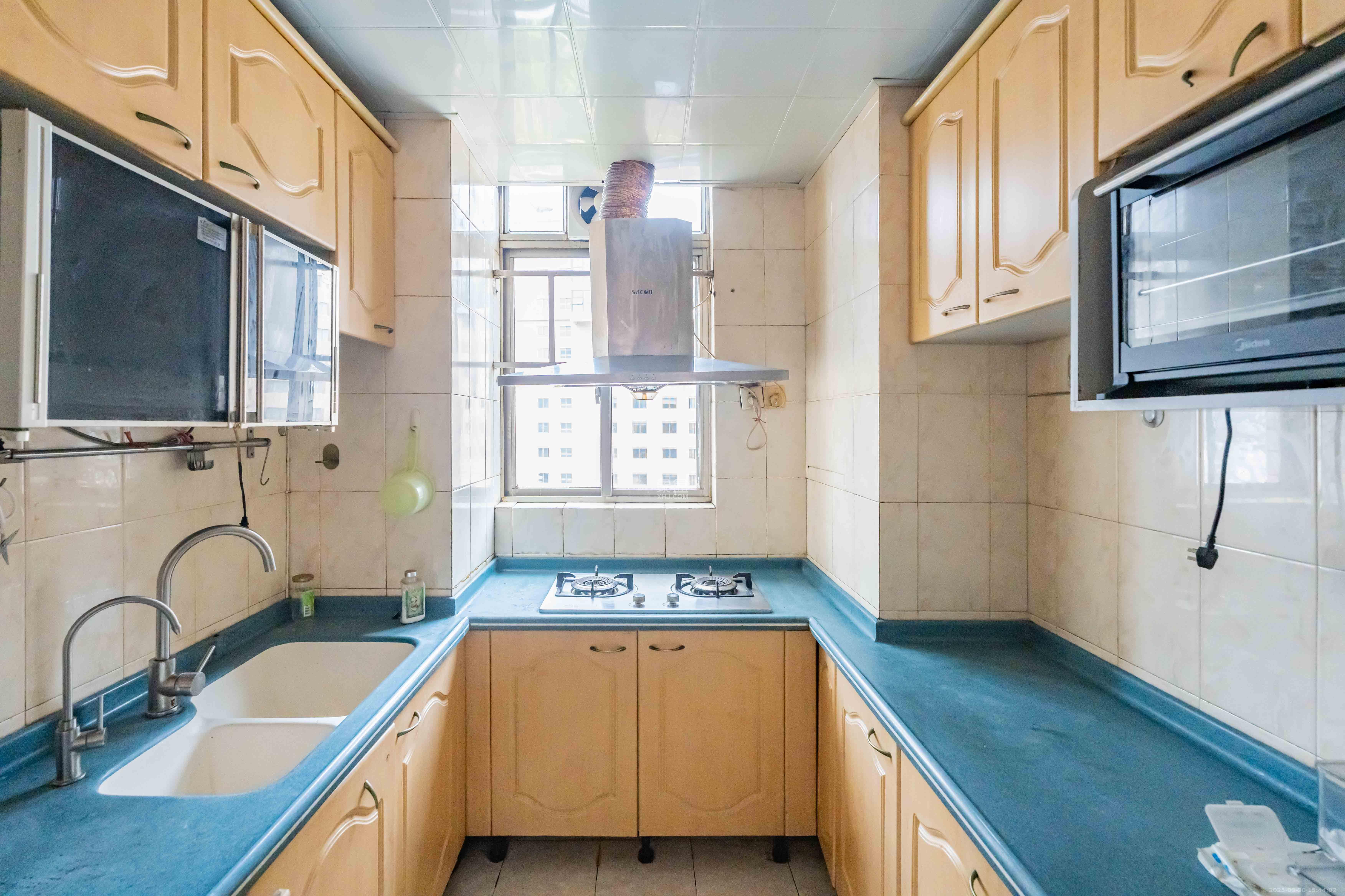 湖南省石油总公司宿舍 3室2厅2卫 3600.0元/月 湖南省石油总公司宿舍 3室2厅2卫 3600.0元/月室内图