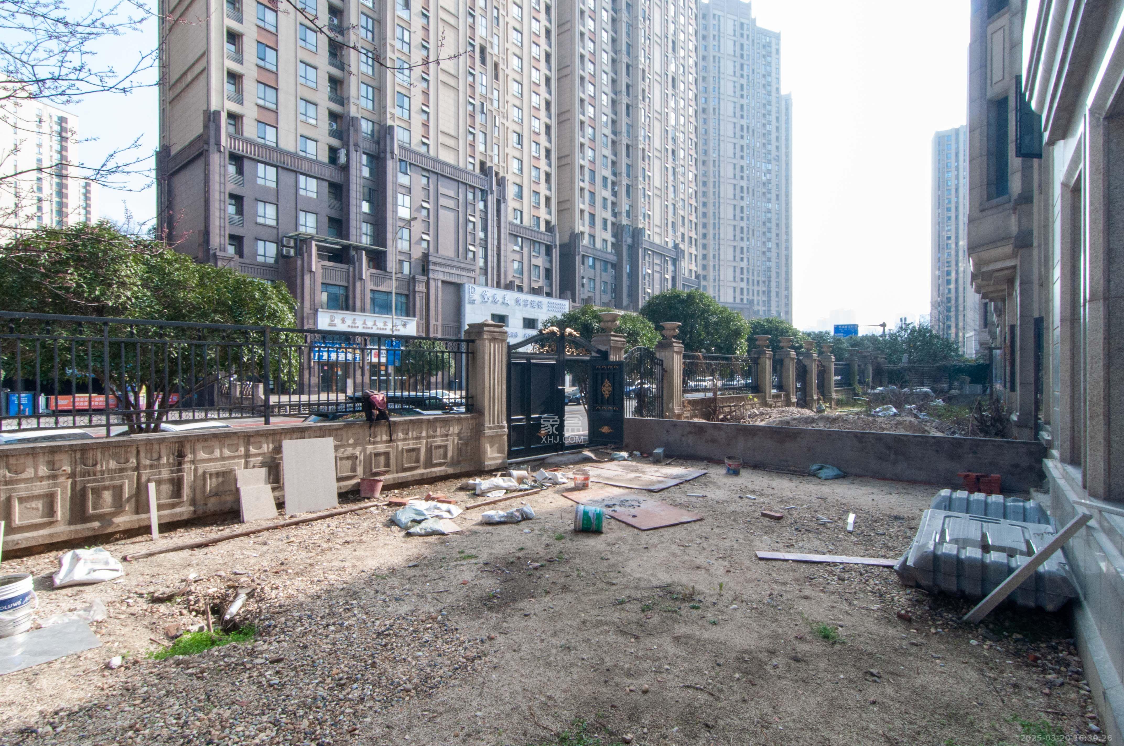 中海梅溪湖壹号  1室6厅1卫   20000.00元/月室内图