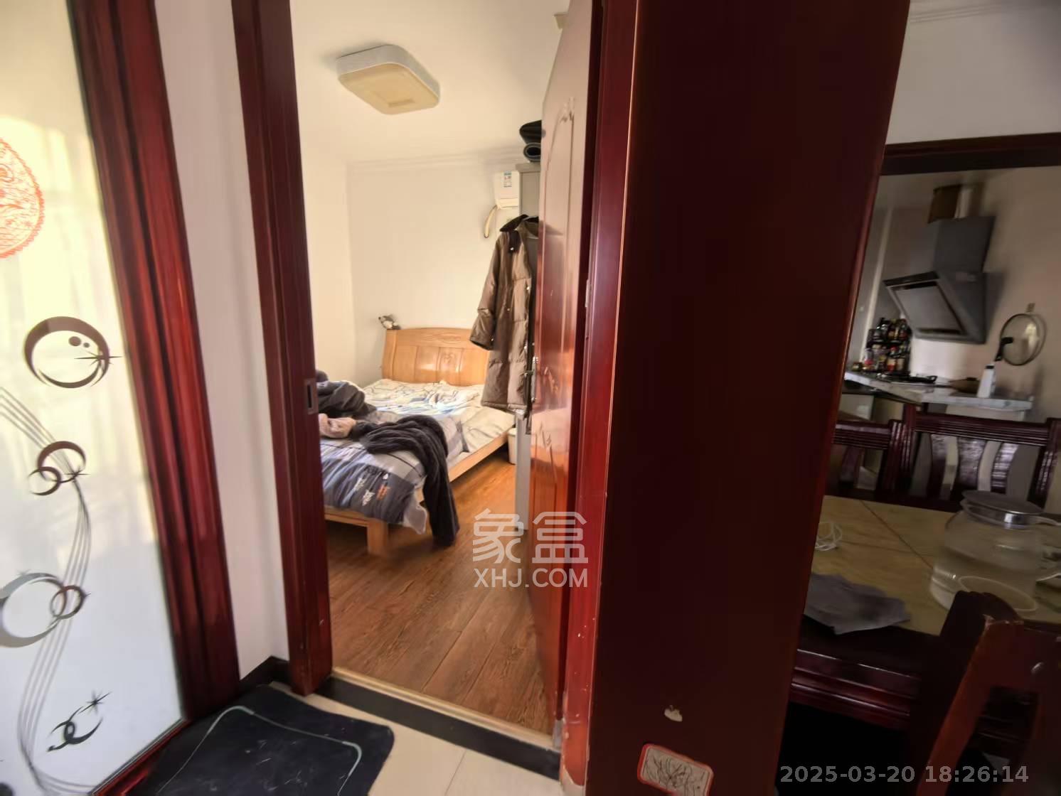 诚兴园  2室2厅1卫    2200.0元/月 诚兴园  2室2厅1卫    2200.0元/月室内图