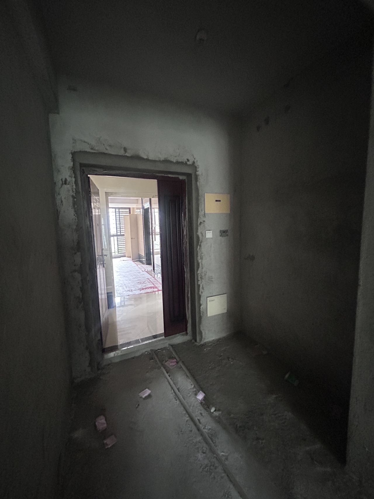 九鼎水郡  2室2厅1卫    168.0万 九鼎水郡  2室2厅1卫    168.0万客厅