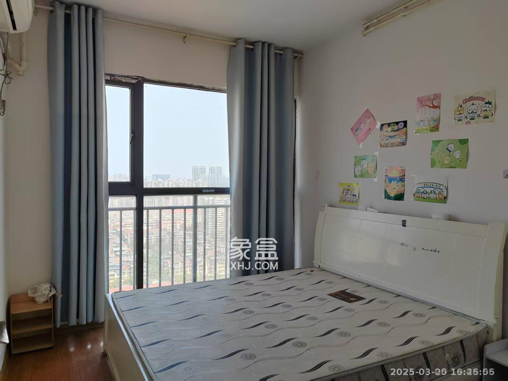 中交里城  3室2厅1卫    3500.0元/月 中交里城  3室2厅1卫    3500.0元/月室内图