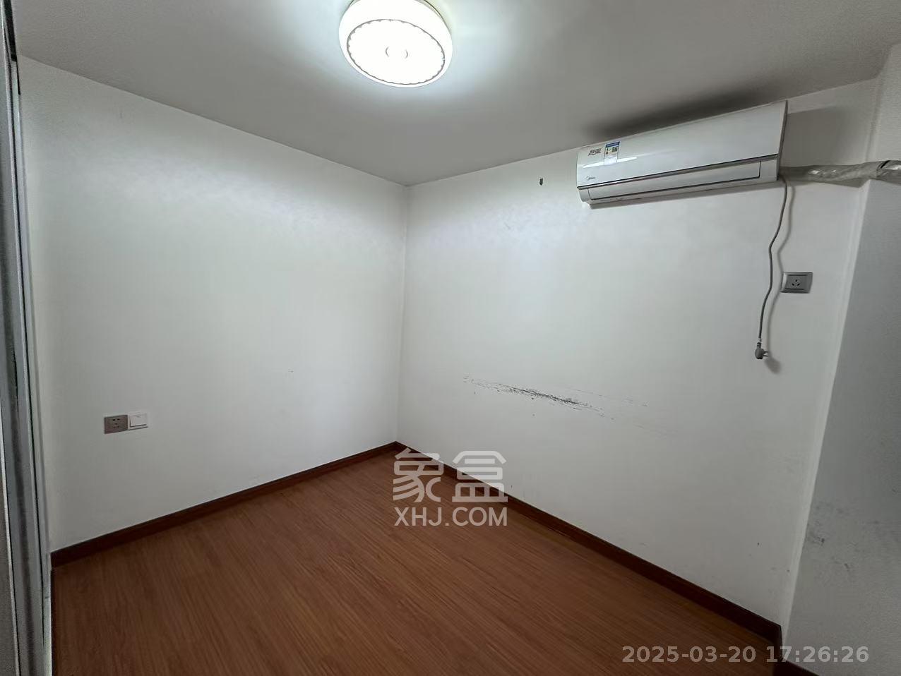 建鑫二期  3室1厅1卫   2000.00元/月室内图
