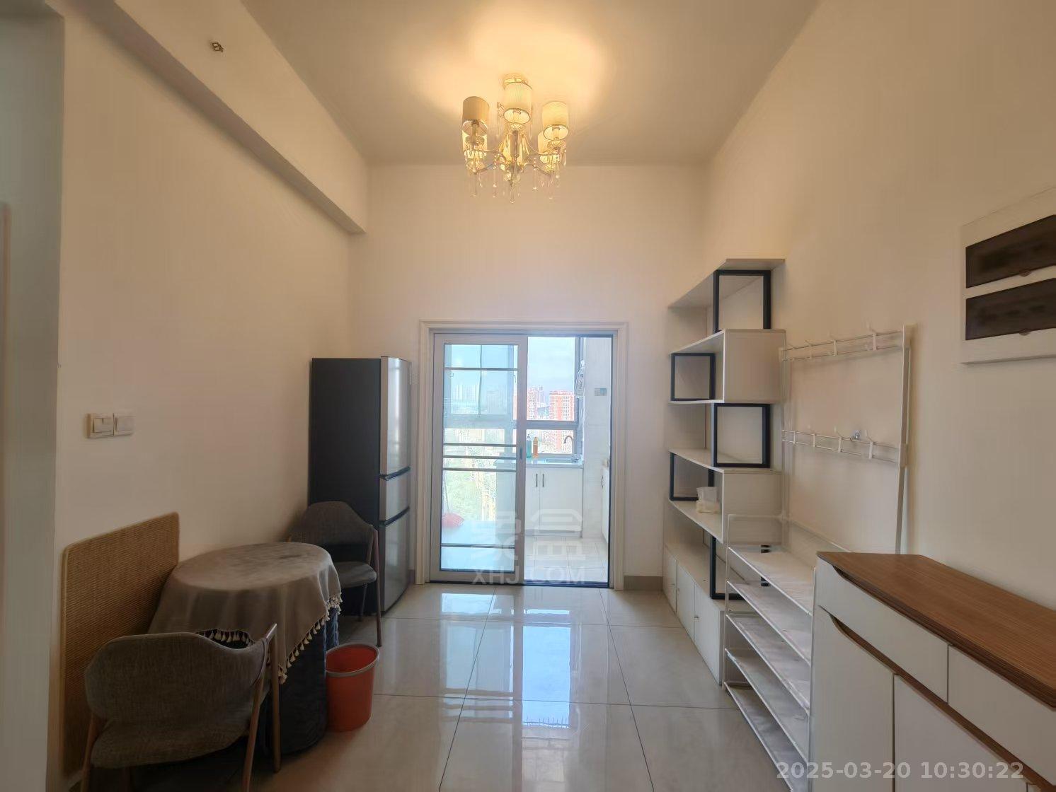 尚格广场 2室2厅1卫 2100.0元/月 尚格广场 2室2厅1卫 2100.0元/月室内图