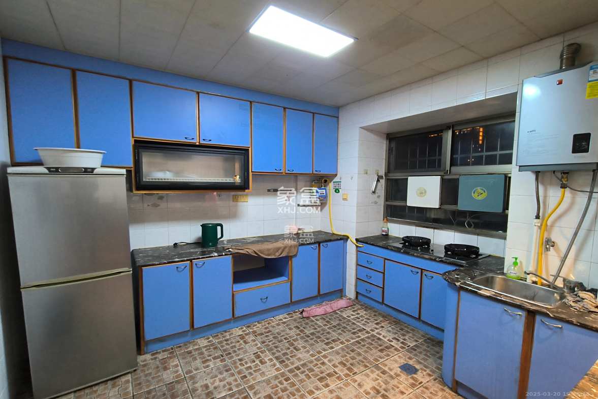 乔庄社区 3室2厅2卫 3800.0元/月 乔庄社区 3室2厅2卫 3800.0元/月室内图