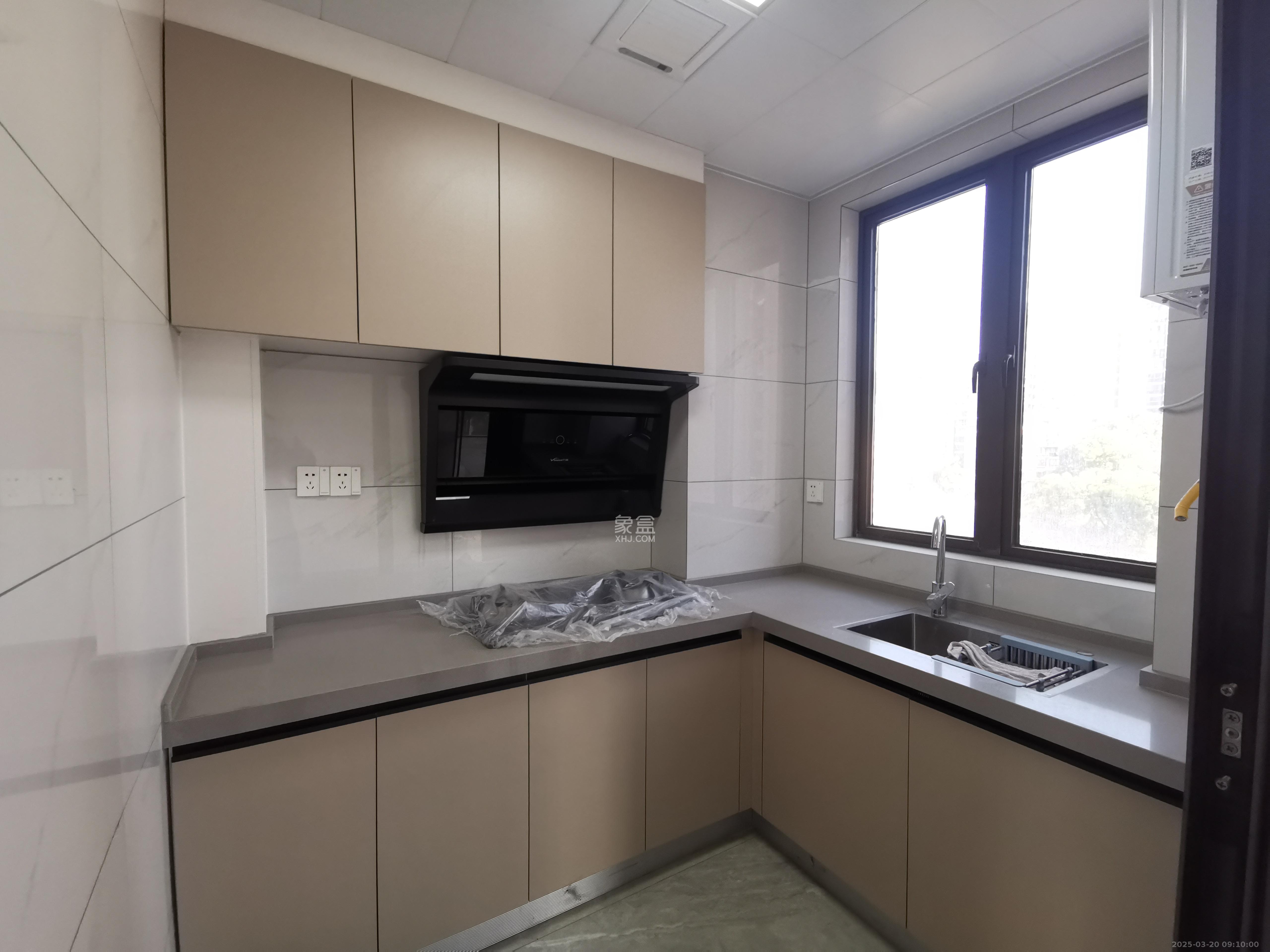 云开壹品樾玺  3室2厅1卫    3200.0元/月 云开壹品樾玺  3室2厅1卫    3200.0元/月室内图